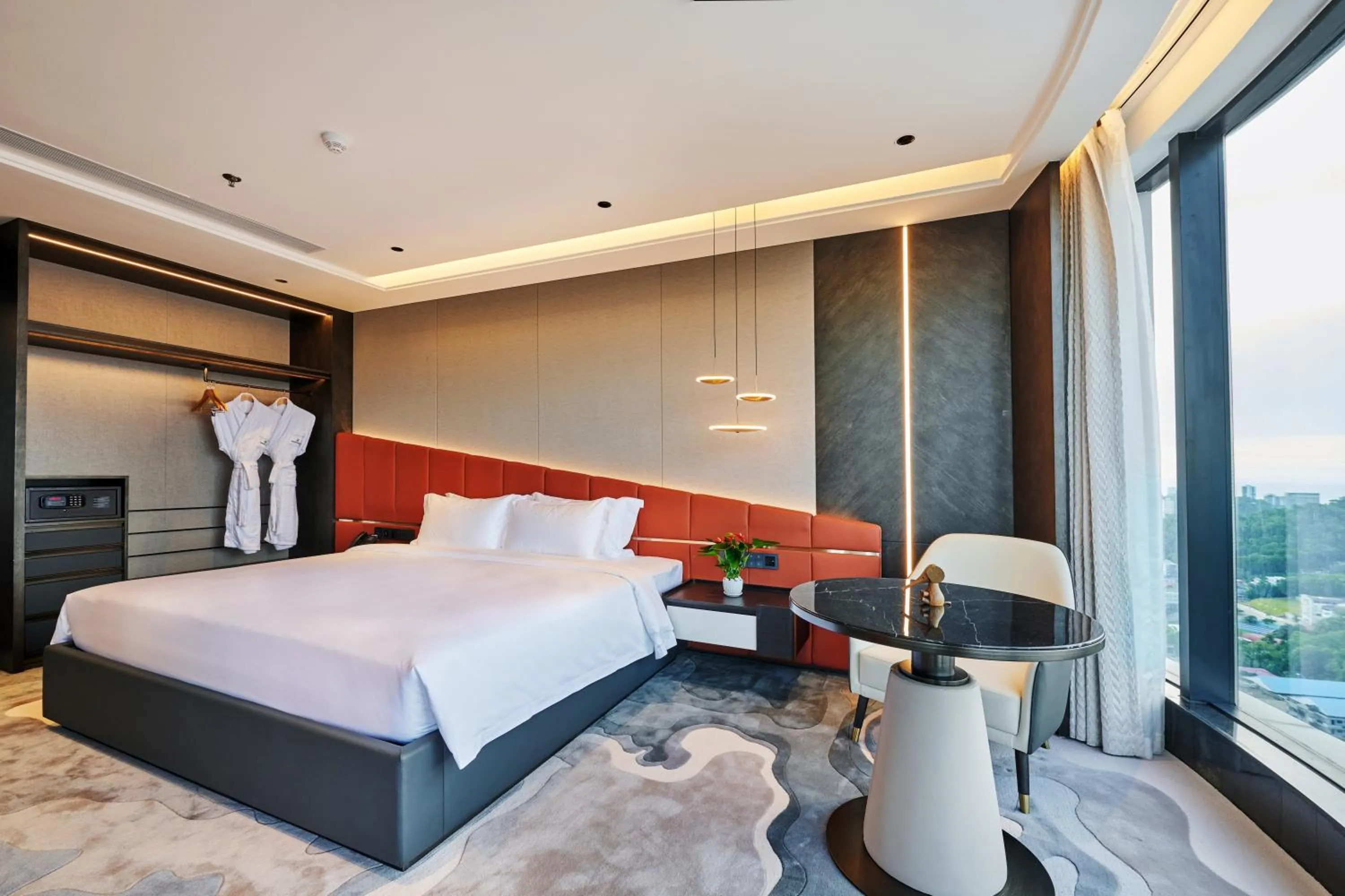 Bedroom, Bed in TRIMULIA Hotel