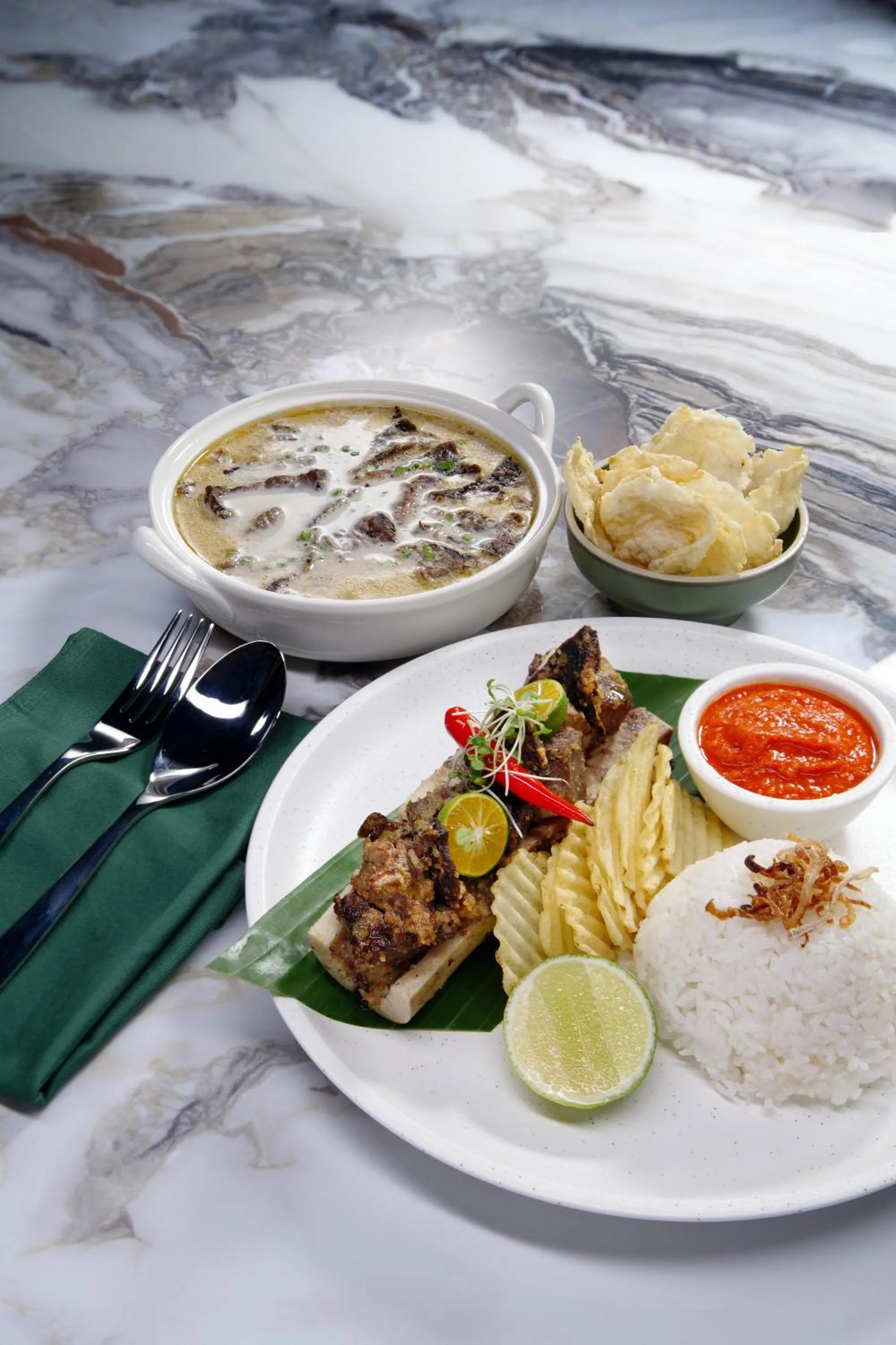 Restaurant/places to eat in TRIMULIA Hotel