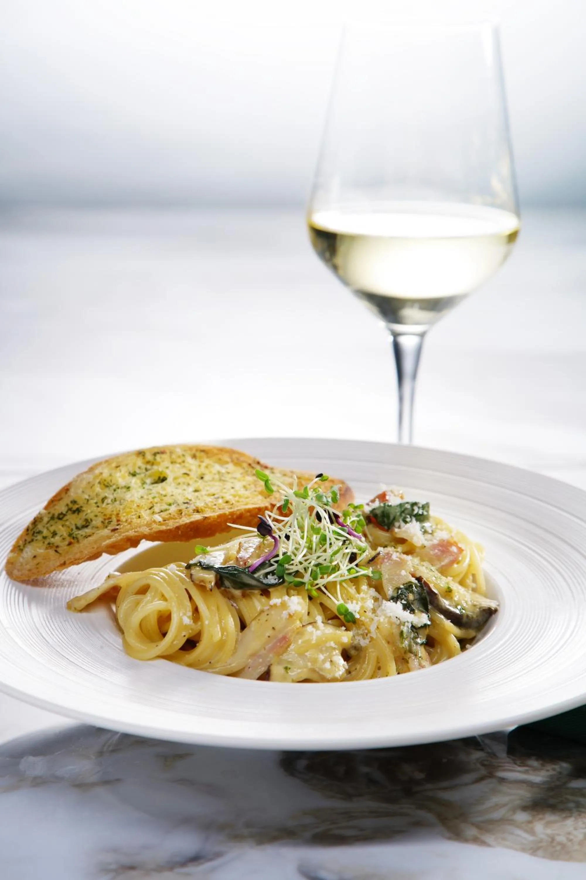 Restaurant/places to eat in TRIMULIA Hotel