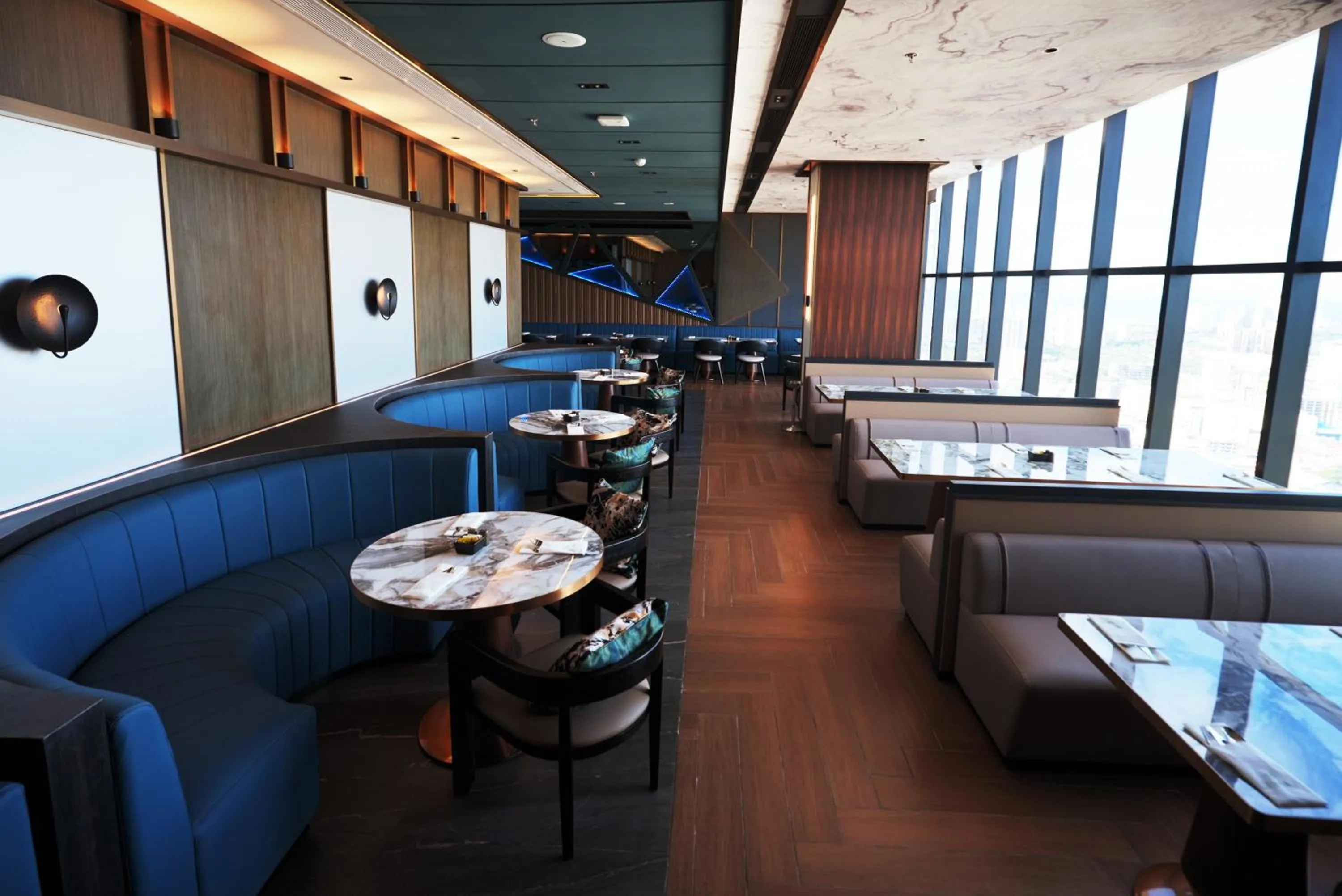 Restaurant/places to eat in TRIMULIA Hotel