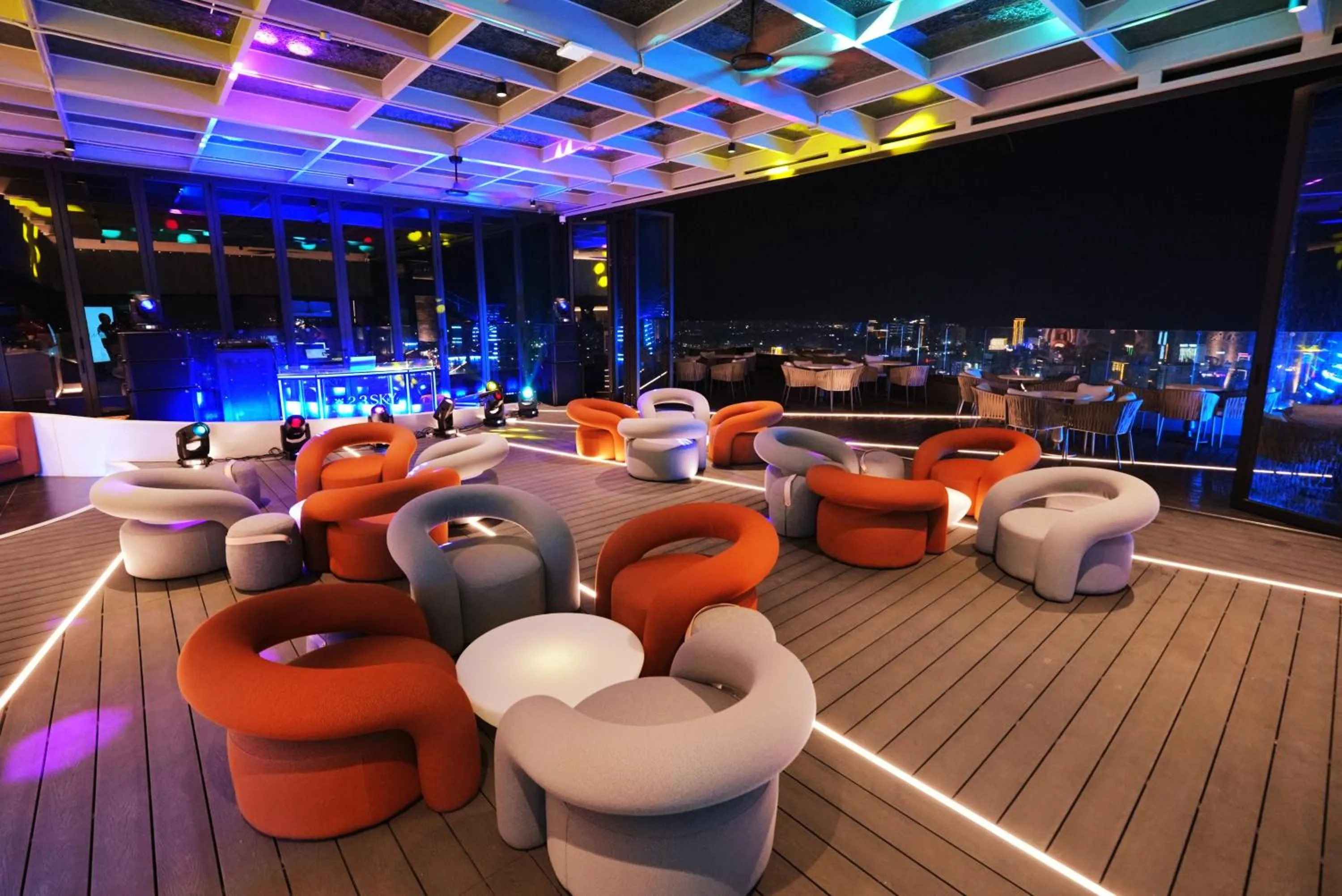 Lounge or bar in TRIMULIA Hotel