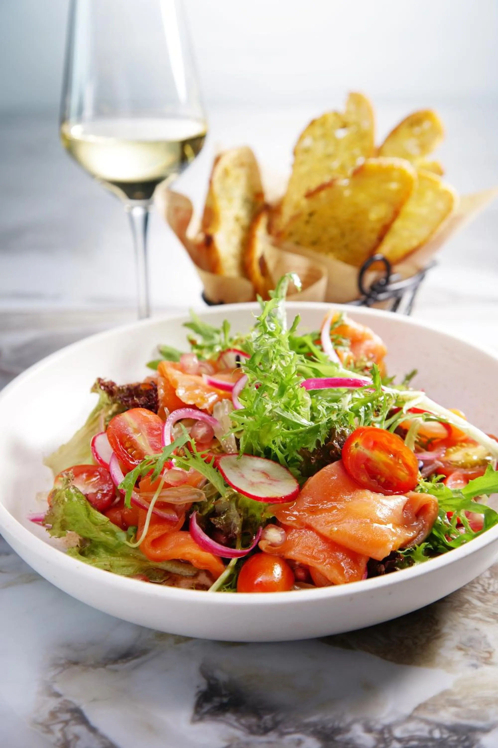 Restaurant/places to eat in TRIMULIA Hotel