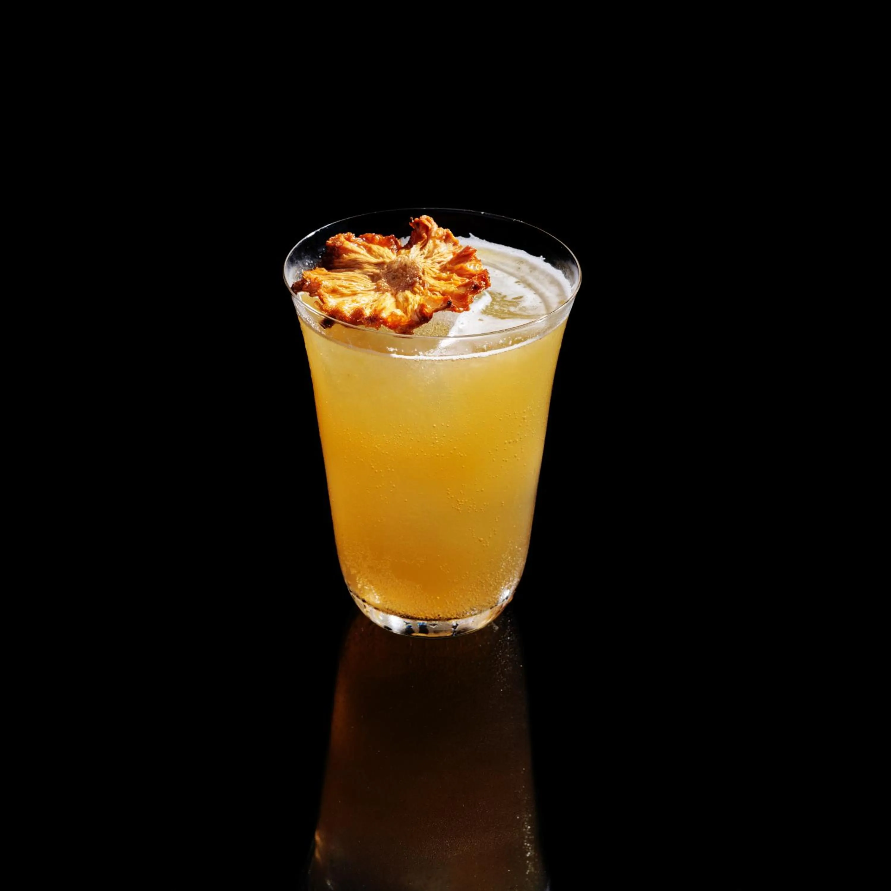 Lounge or bar in TRIMULIA Hotel