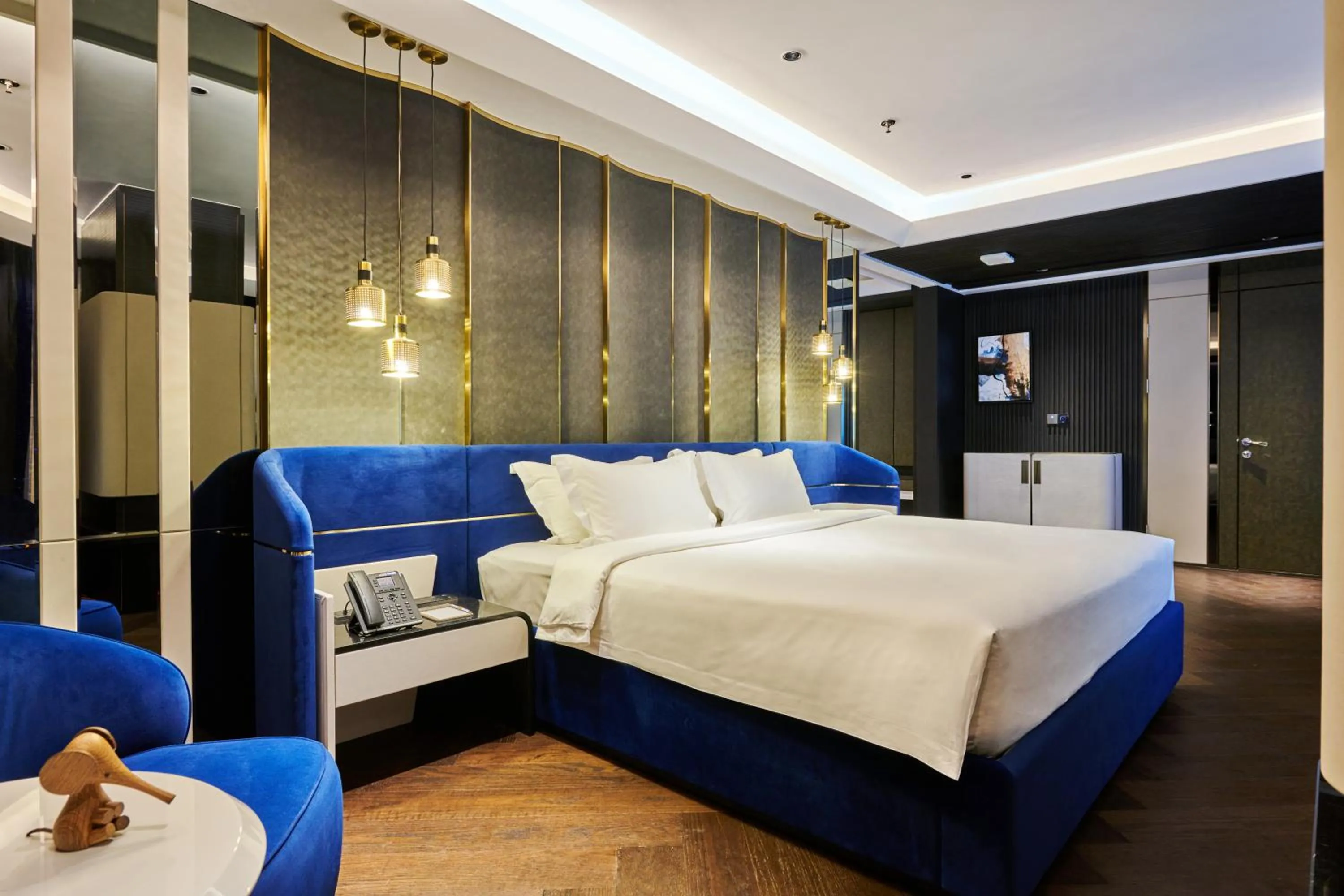 Bedroom, Bed in TRIMULIA Hotel