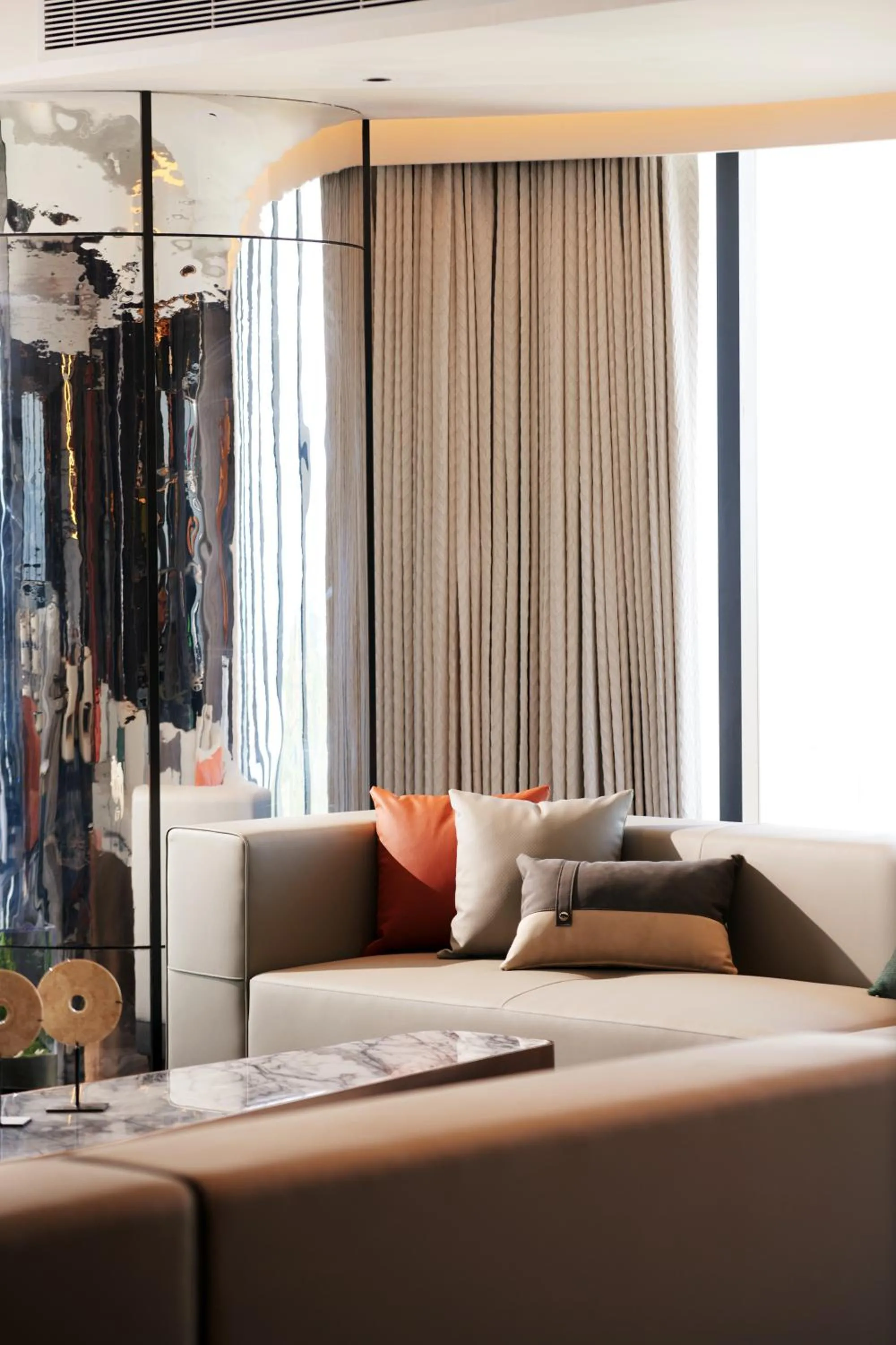 Living room, Bed in TRIMULIA Hotel