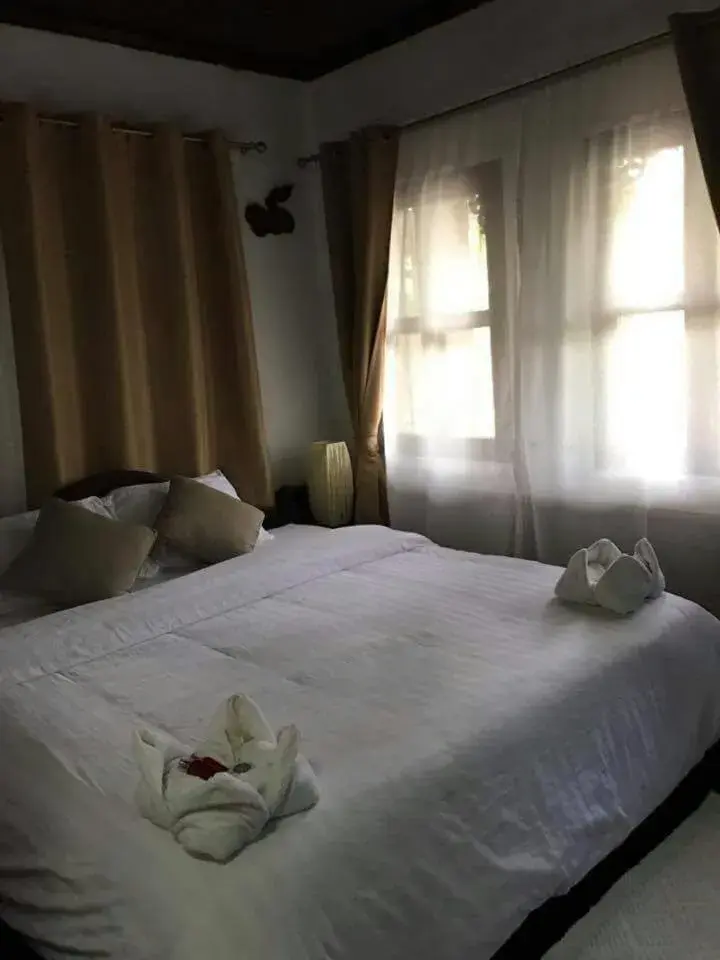 Bed in View Khemkhong Guesthouse Bed in View Khemkhong Guesthouse