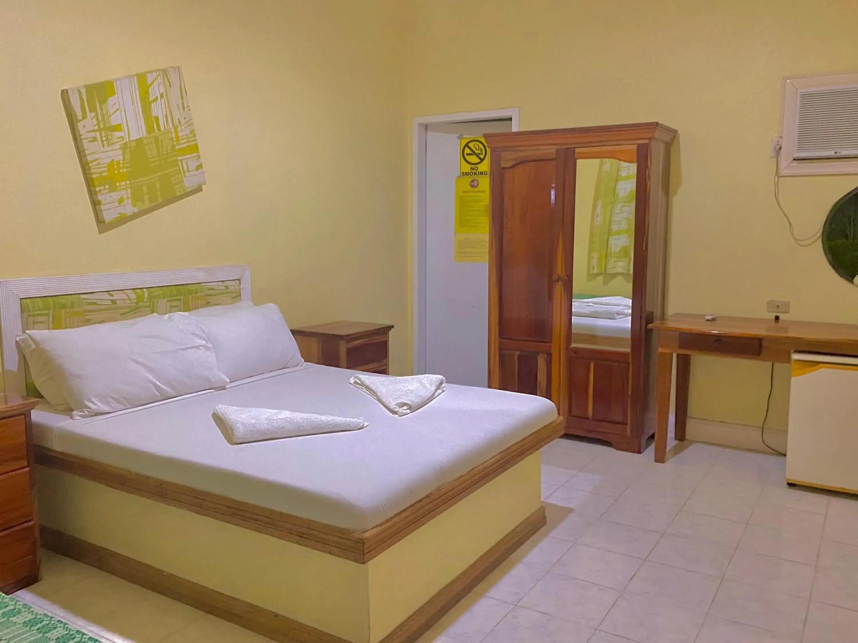 Bed in Camiguin Island Golden Sunset Beach Club Bed in Camiguin Island Golden Sunset Beach Club