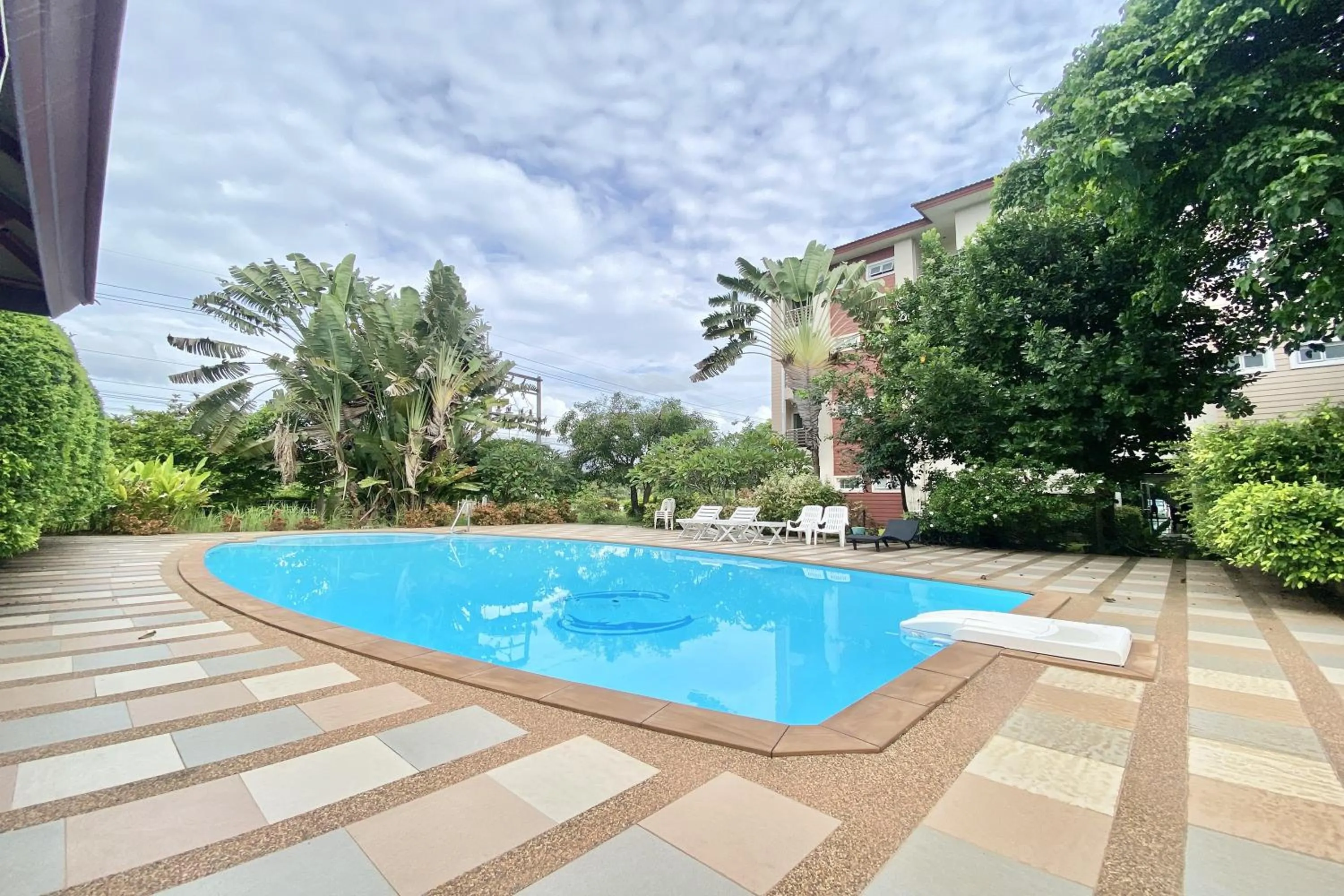 Swimming pool in New Place Resort