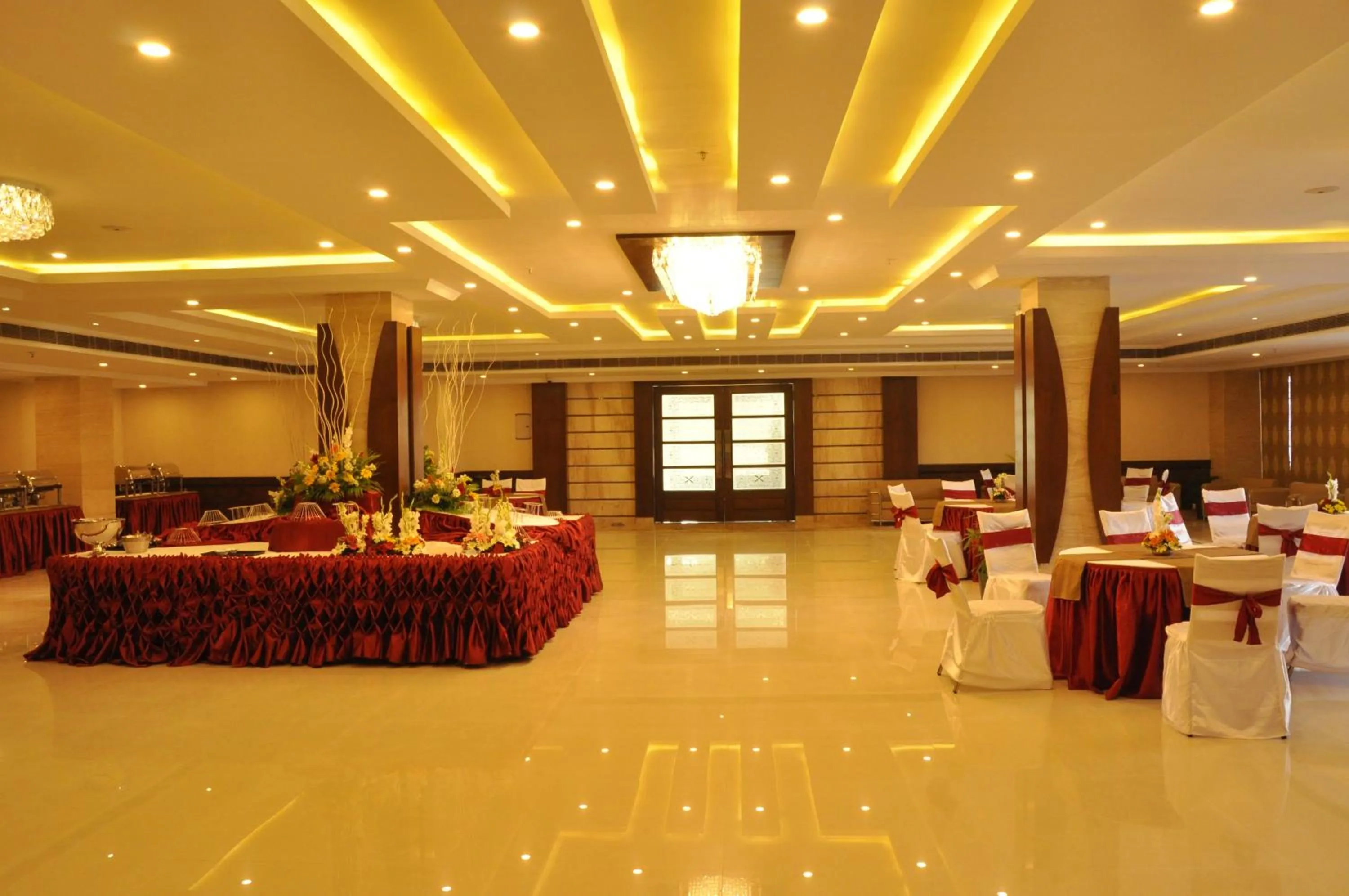 Banquet/Function facilities in Sapna Clarks Inn Lucknow