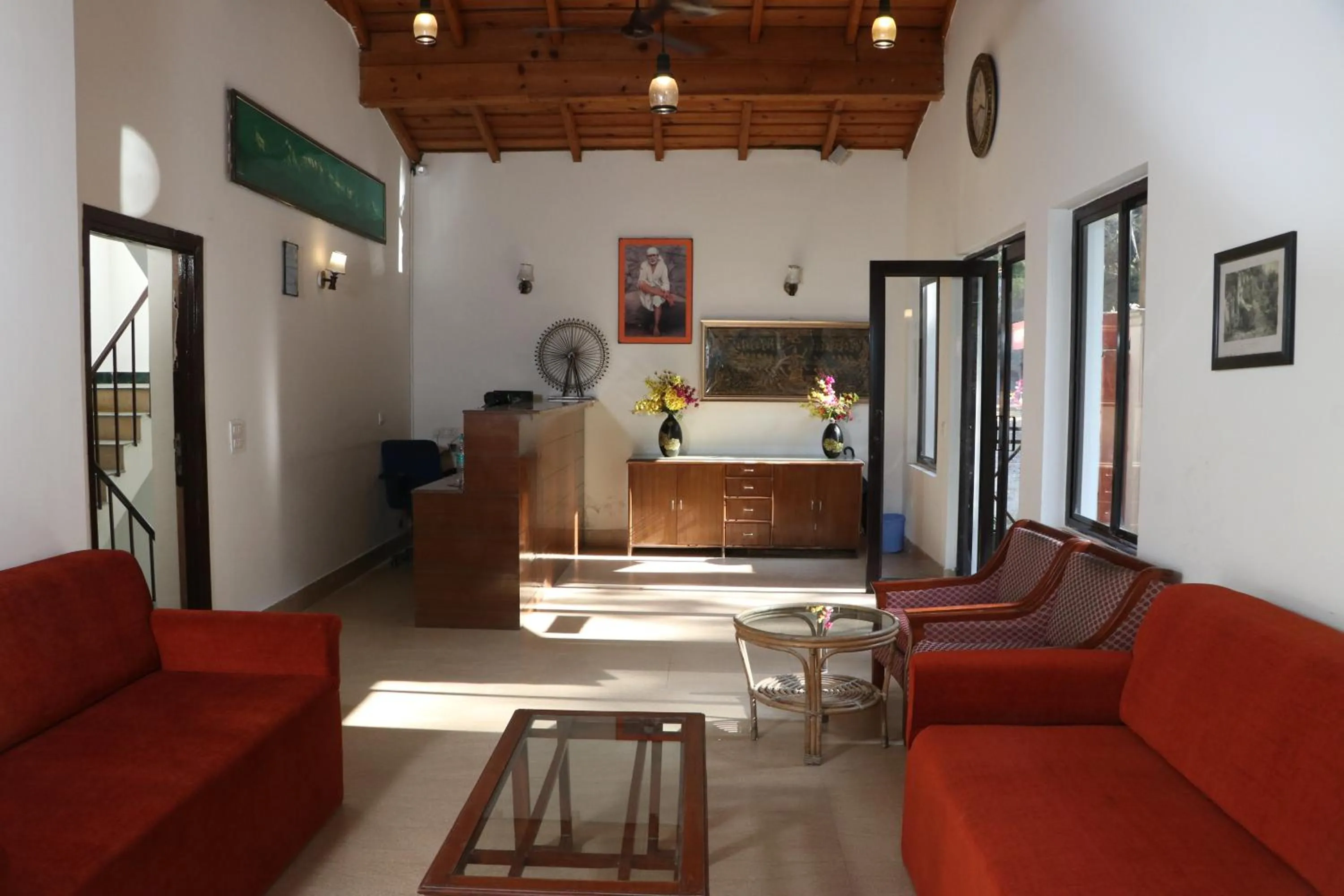 Lobby or reception in Woodsvilla Residency Ranikhet