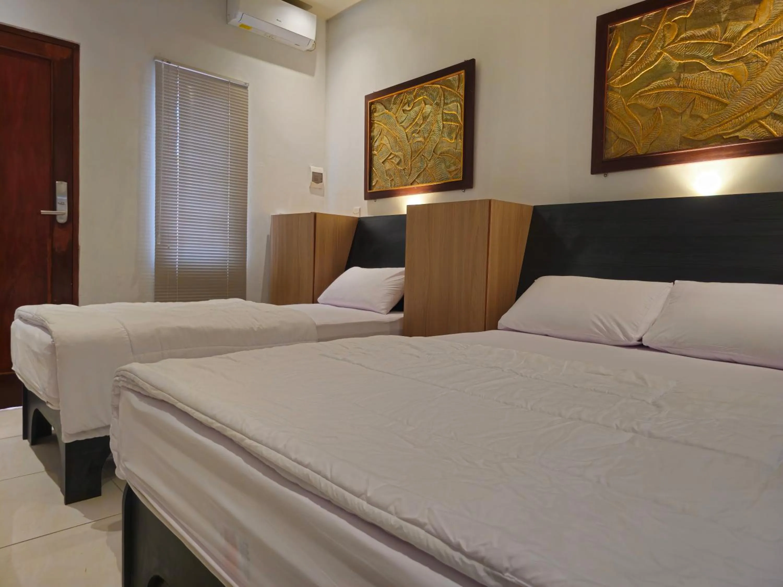 Hotel Dakozi Living