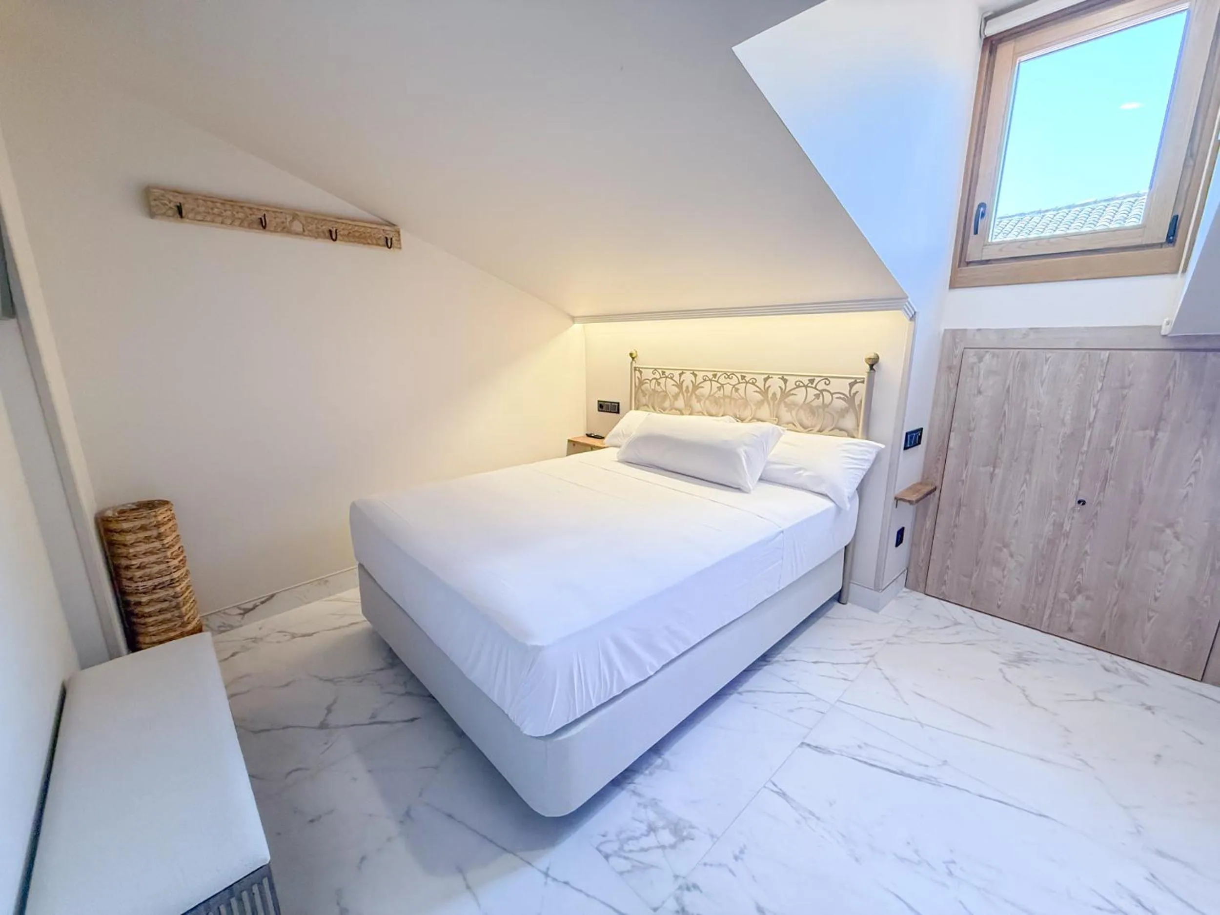 Bedroom, Bed in Akla Burgo de Osma