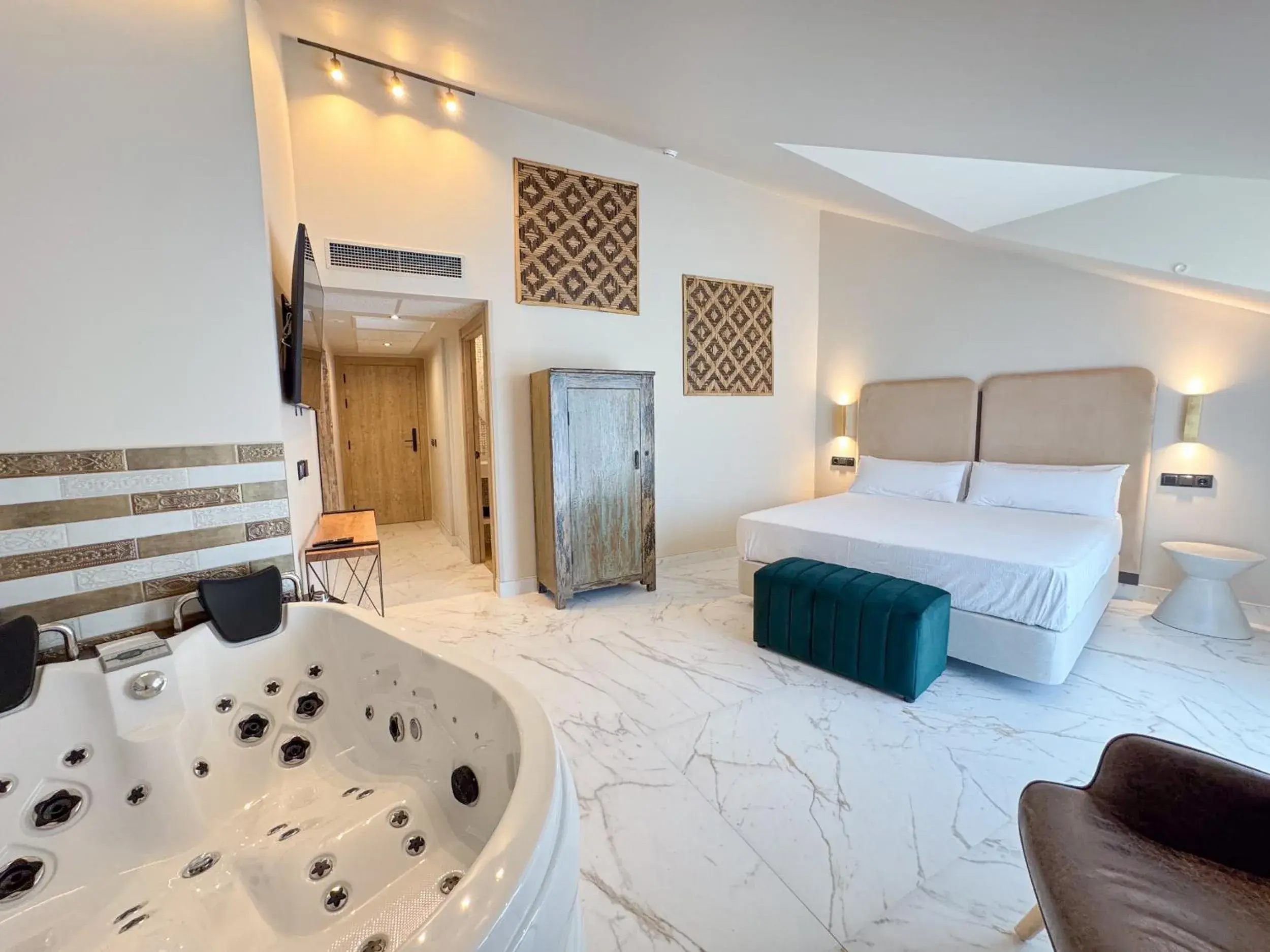 Deluxe Suite with Spa Bath in Akla Burgo de Osma Deluxe Suite with Spa Bath in Akla Burgo de Osma