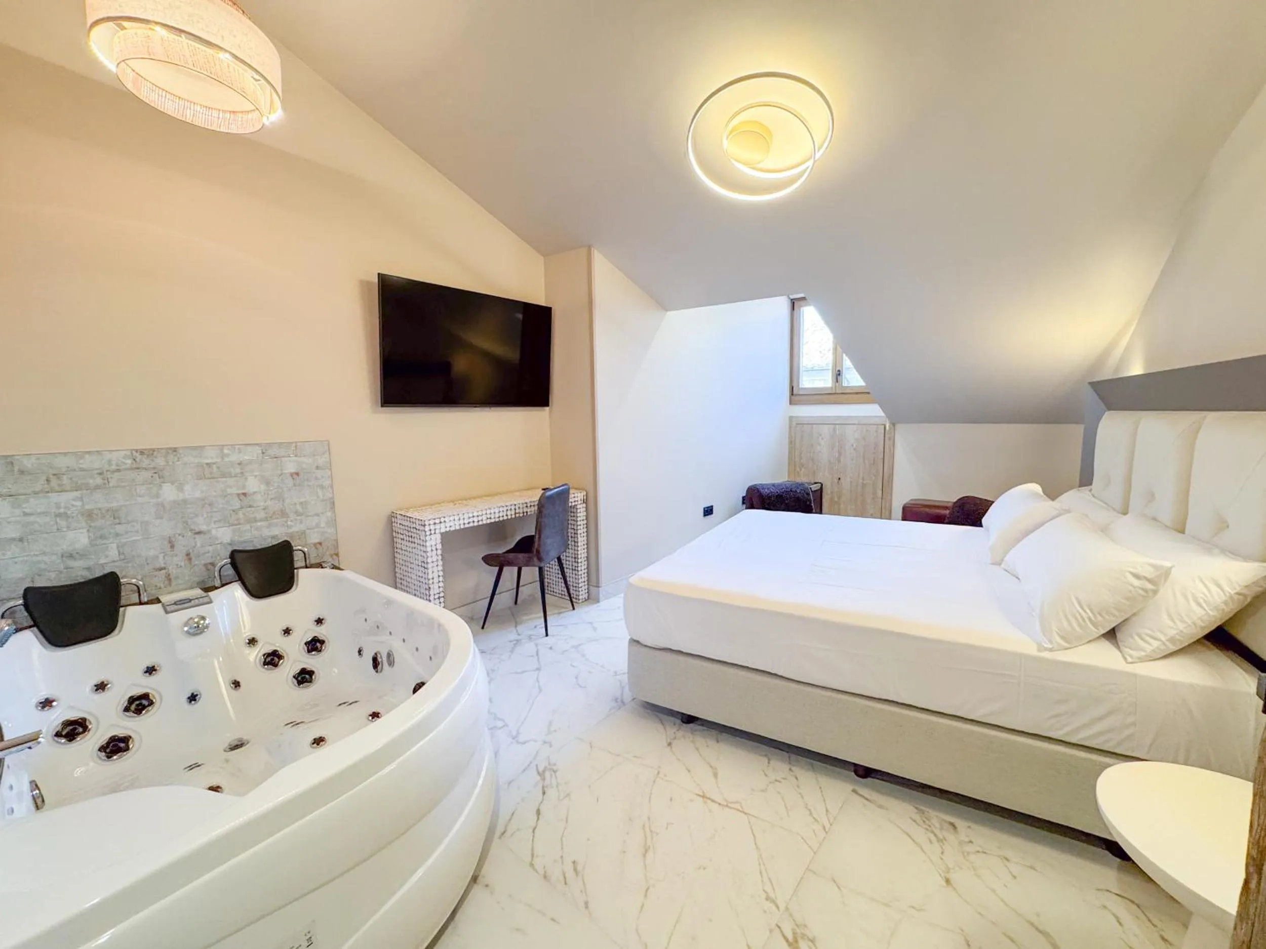 Bedroom, Bed in Akla Burgo de Osma