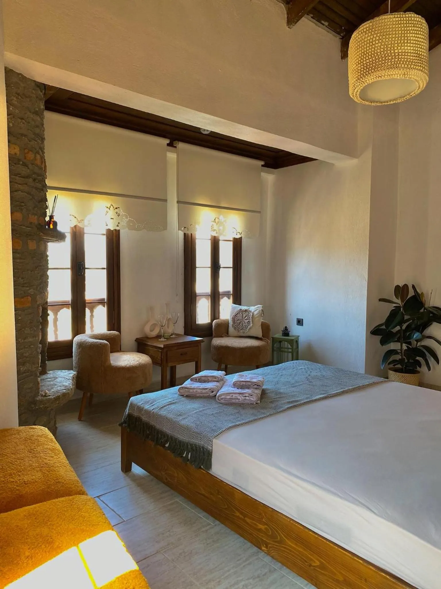 Bed in Şirince Kirke Otel