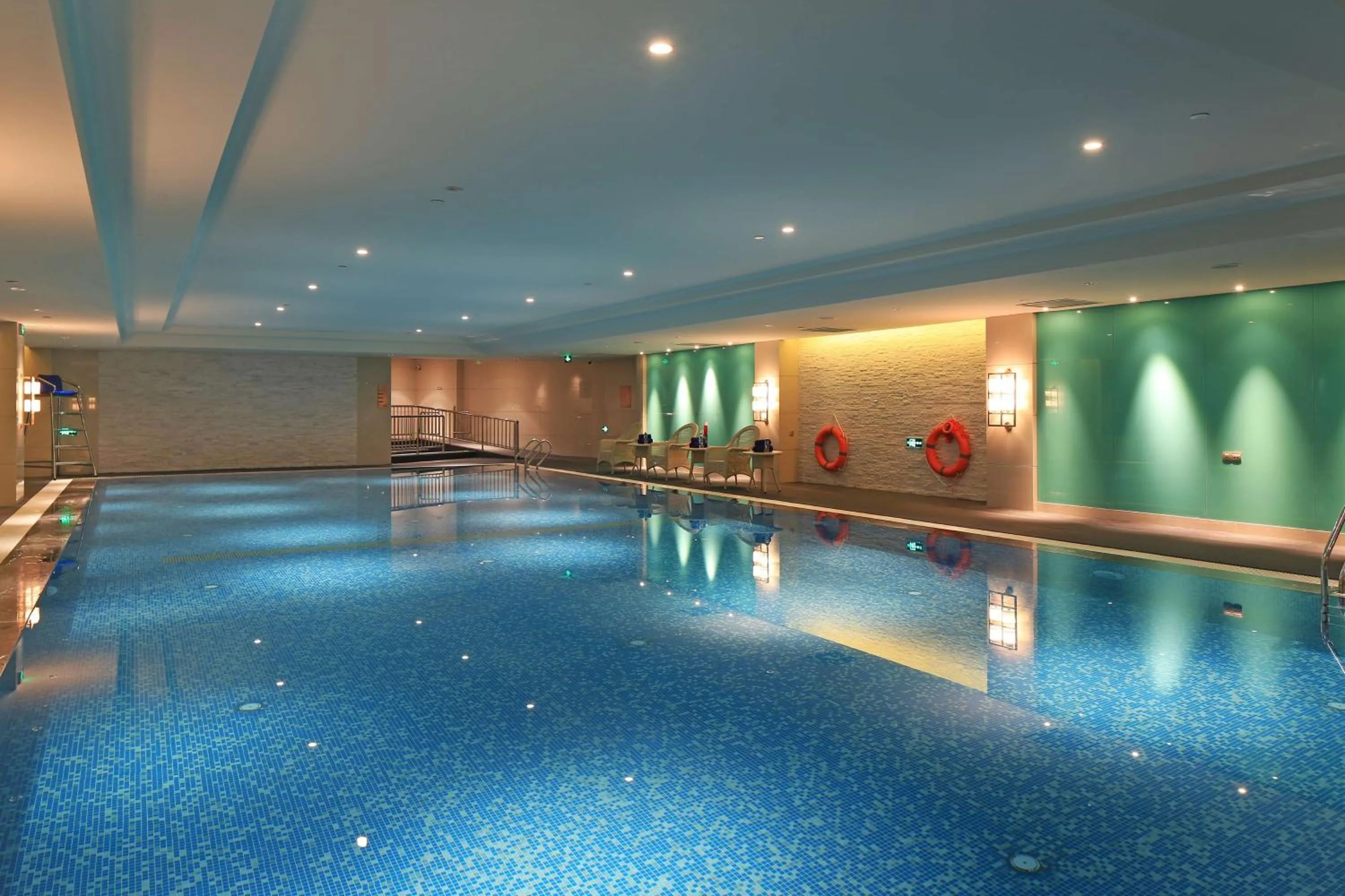 Pool view in DoubleTree by Hilton Ningbo - Chunxiao