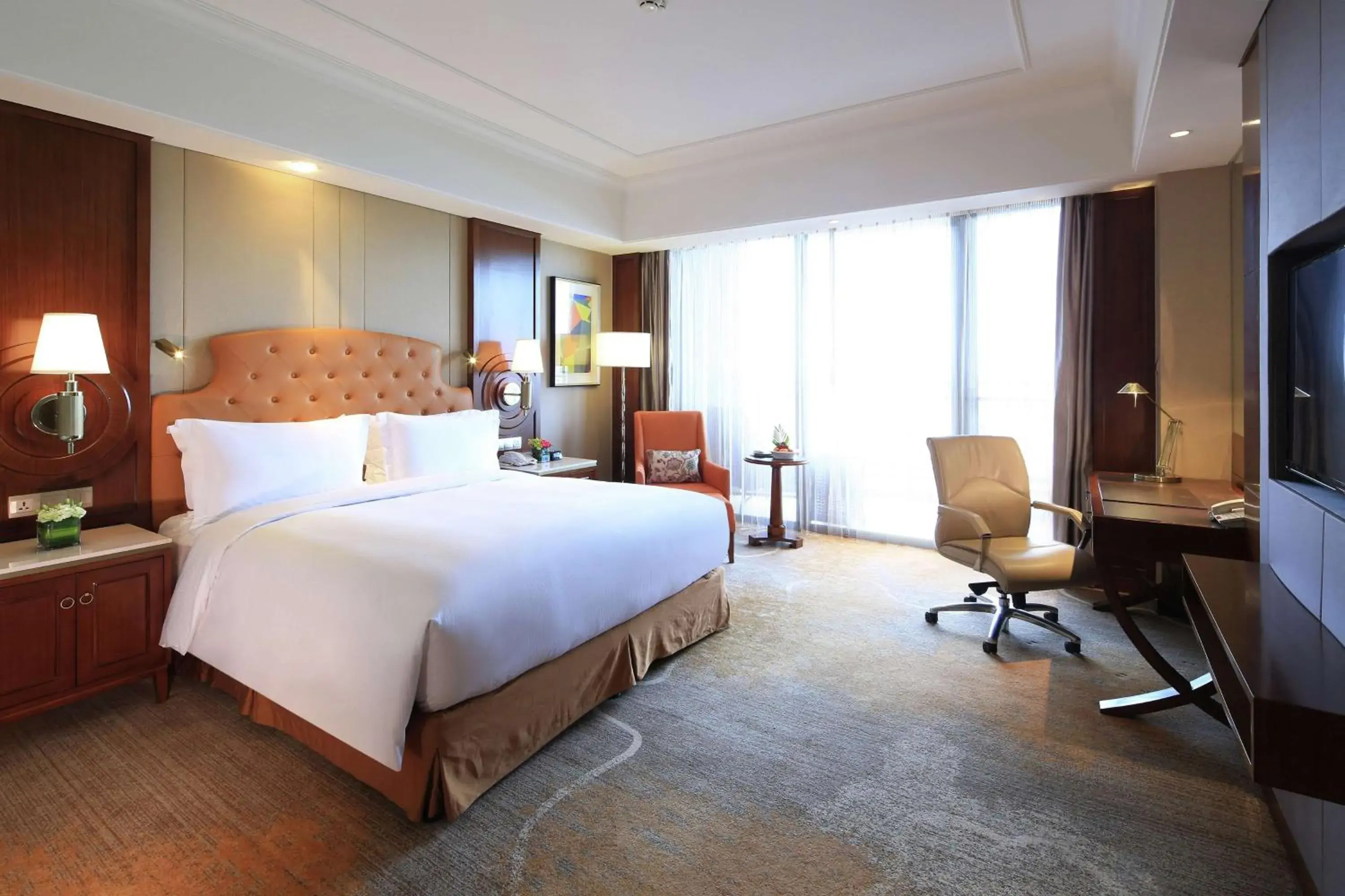 Bedroom, Bed in DoubleTree by Hilton Ningbo - Chunxiao Bedroom, Bed in DoubleTree by Hilton Ningbo - Chunxiao