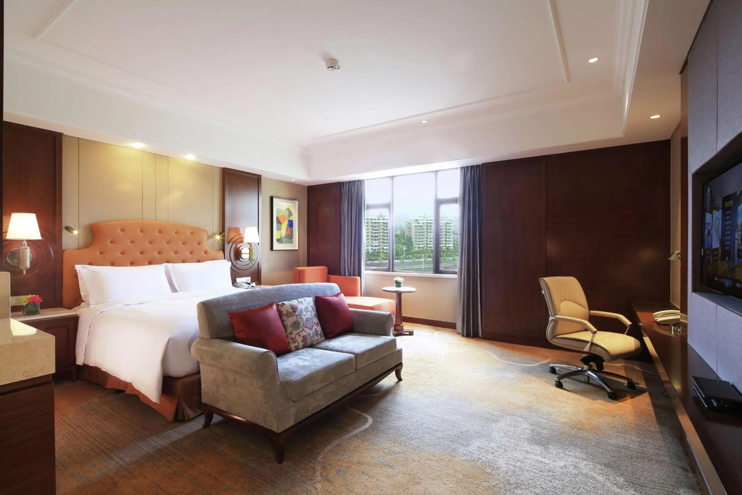 Bedroom in DoubleTree by Hilton Ningbo - Chunxiao