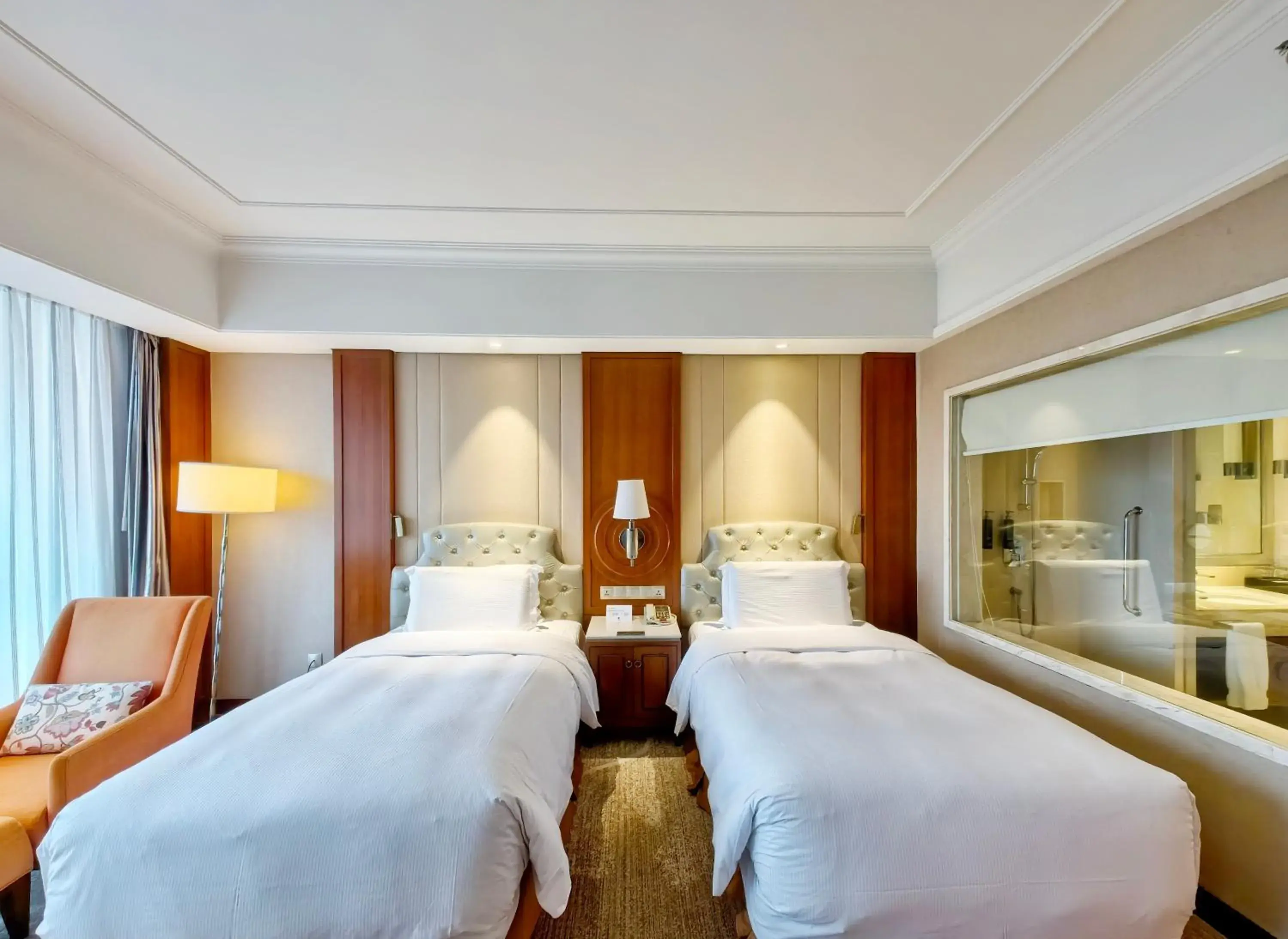 Twin Guest Room in DoubleTree by Hilton Ningbo - Chunxiao Twin Guest Room in DoubleTree by Hilton Ningbo - Chunxiao