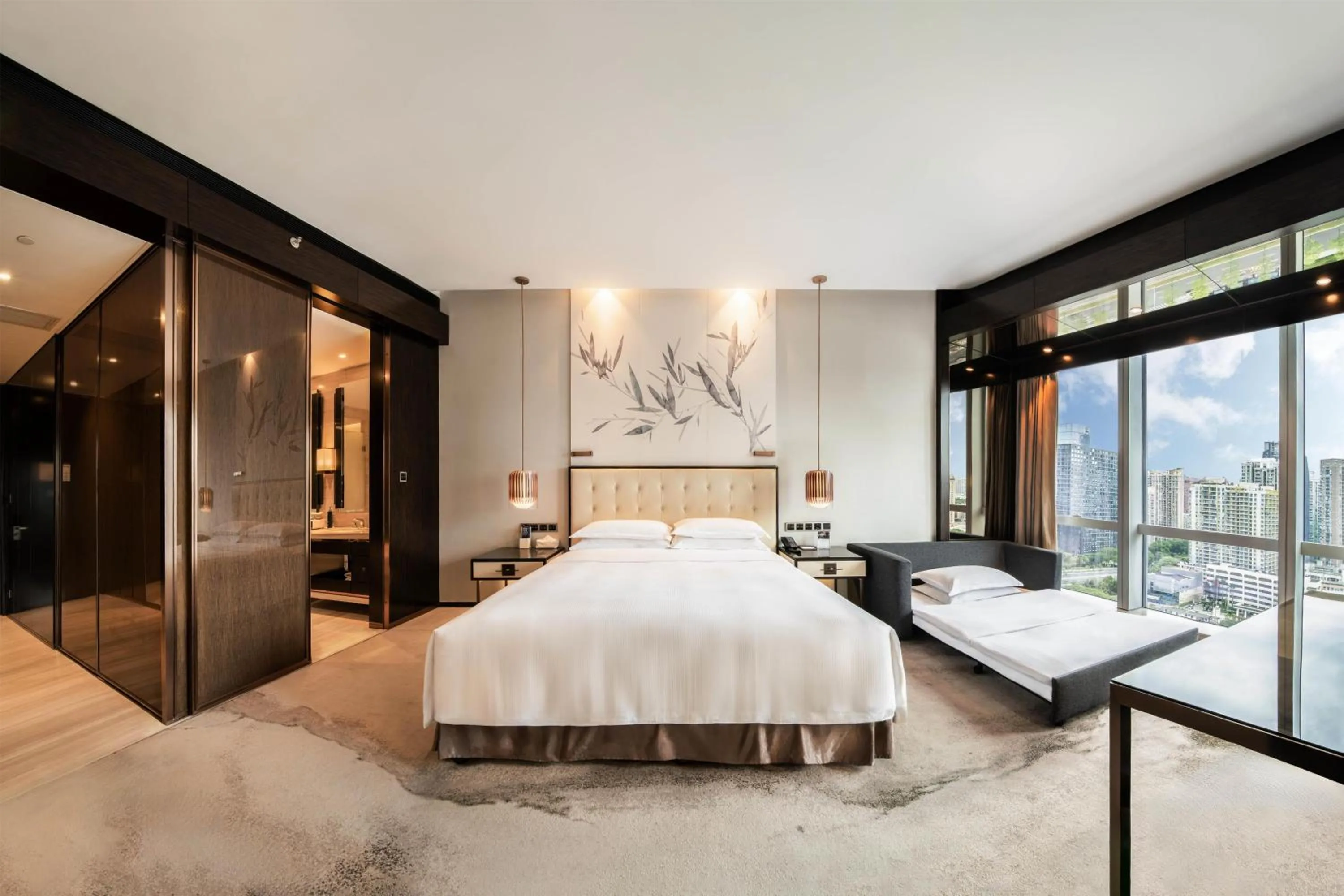 Bed in Hilton Shenzhen Futian