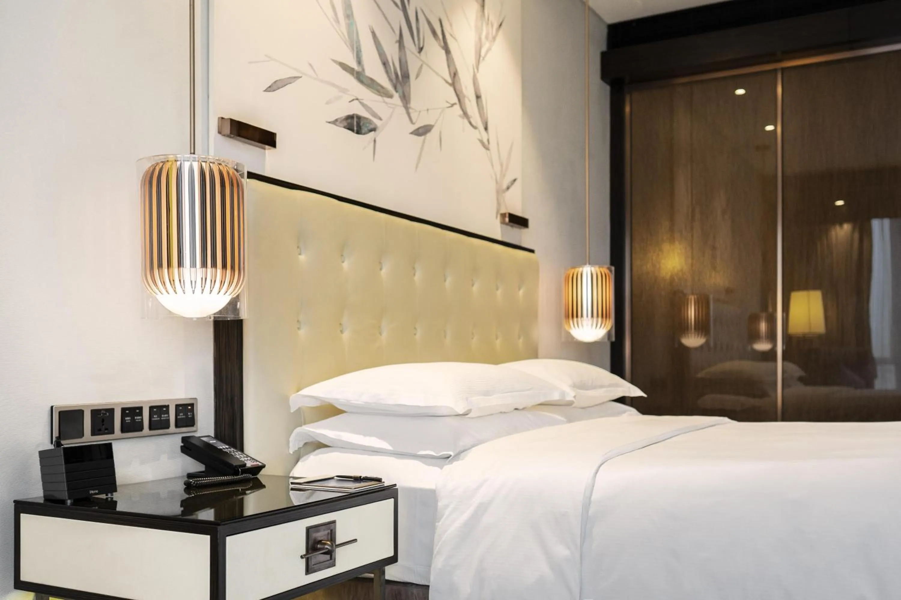 Bed in Hilton Shenzhen Futian