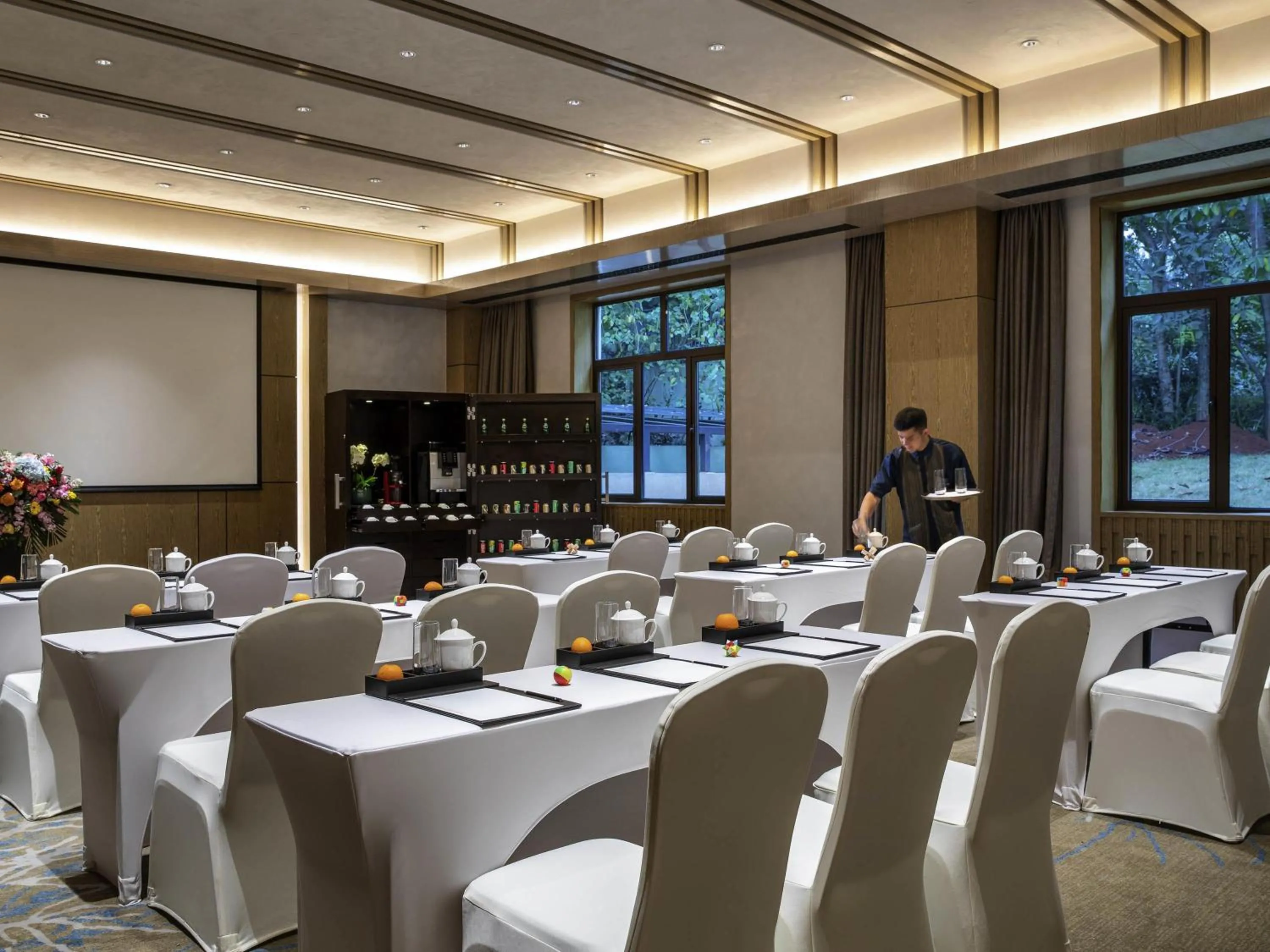 Meeting/conference room in Pullman Resort Xishuangbanna