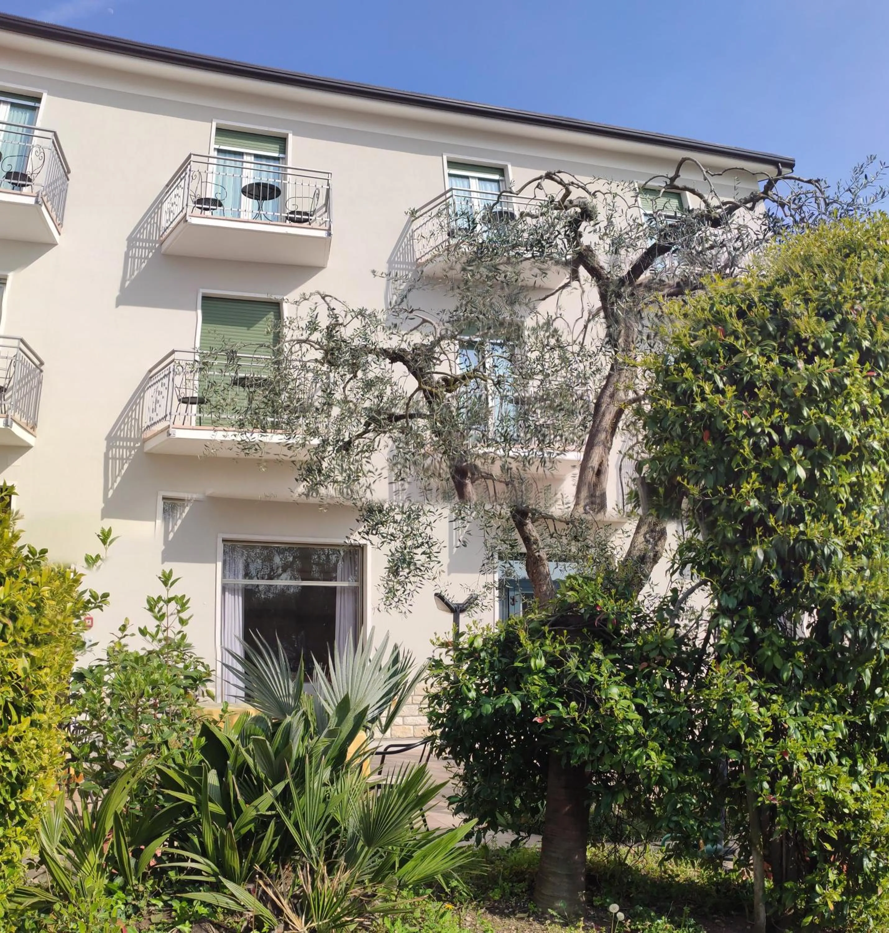 Property building in Hotel 2 Palme