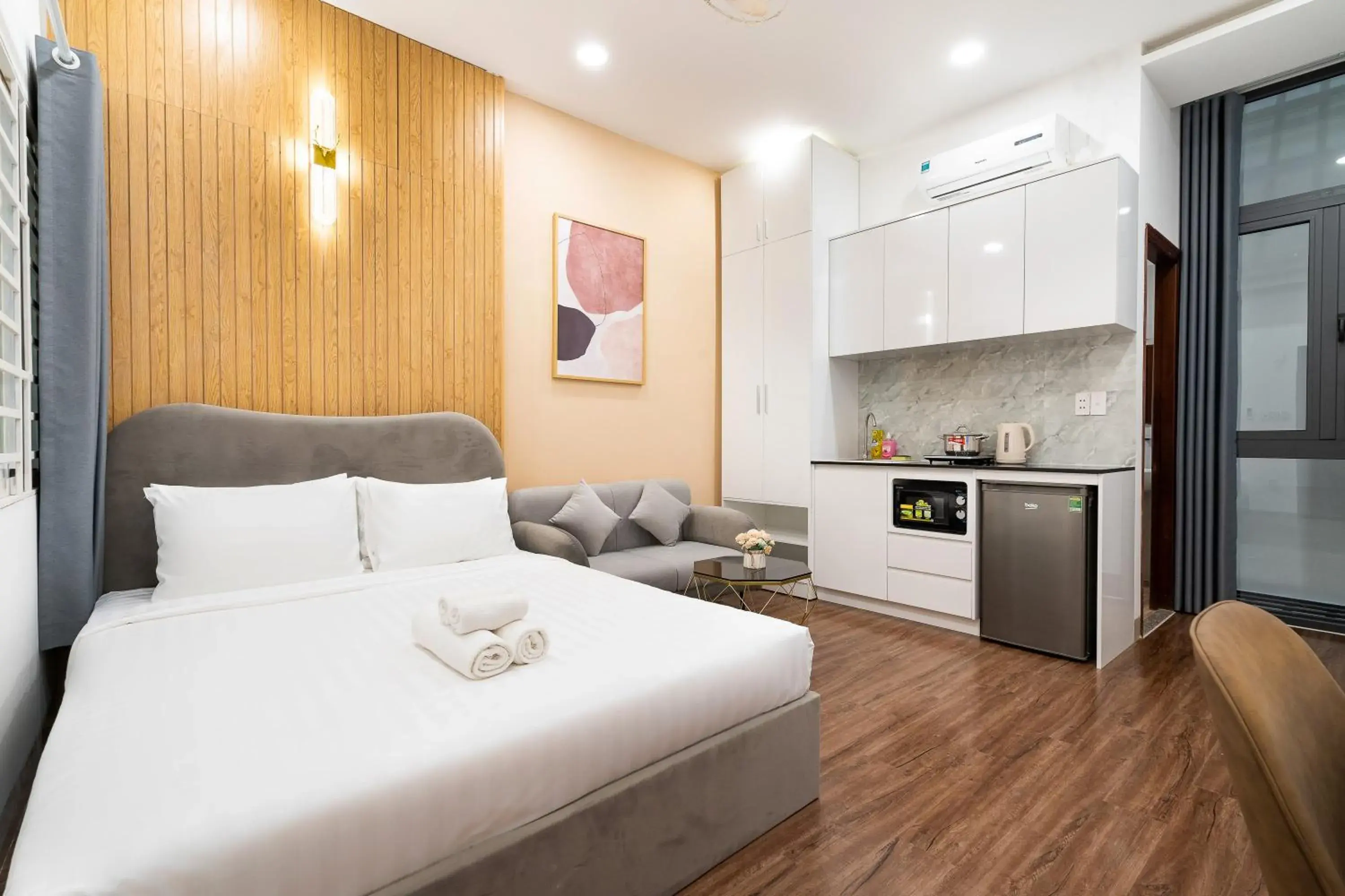 Double Room with Private Bathroom - single occupancy in Misa House - Starlit Saigon Double Room with Private Bathroom - single occupancy in Misa House - Starlit Saigon