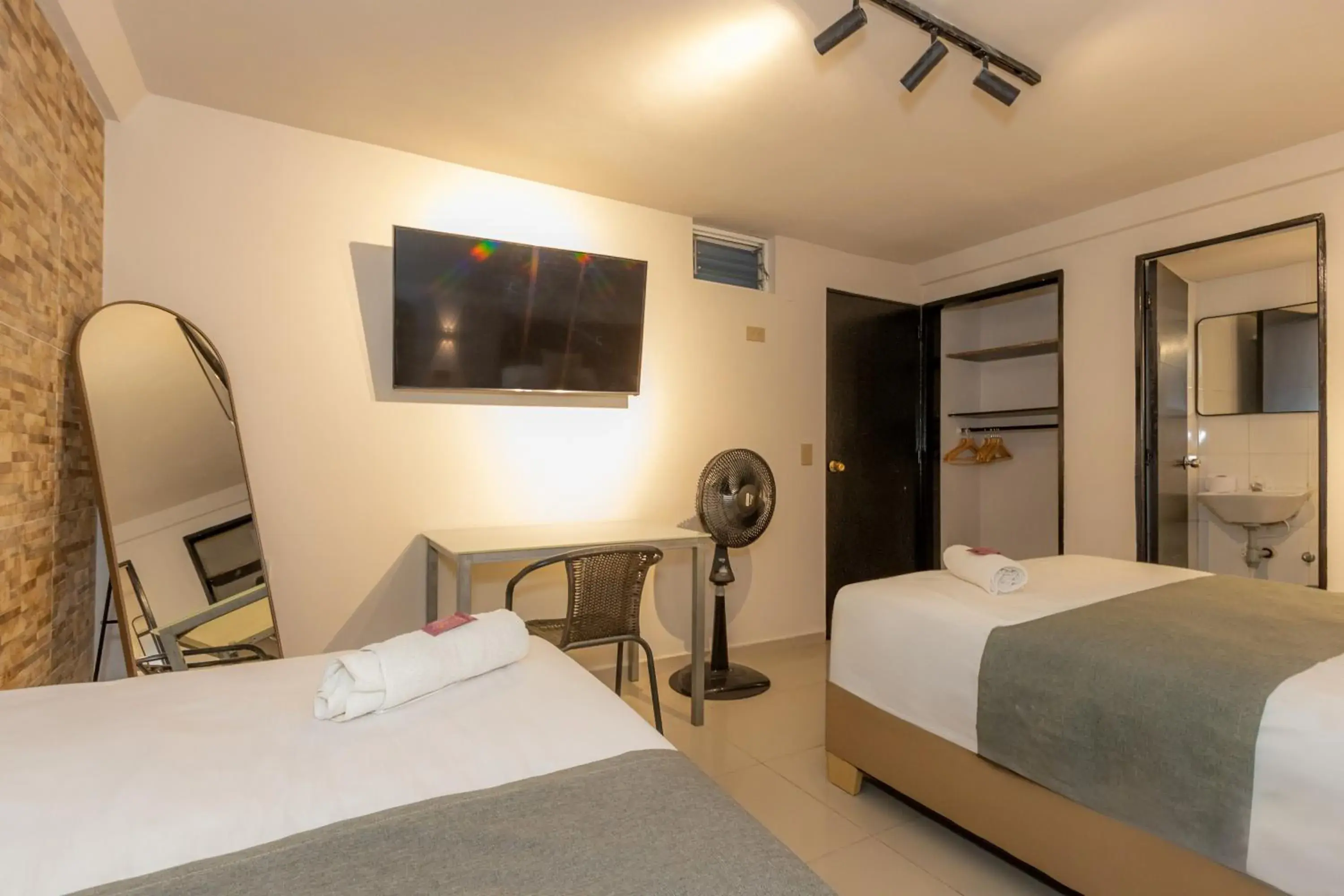 Standard Triple Room in Hotel Garden Laureles Standard Triple Room in Hotel Garden Laureles