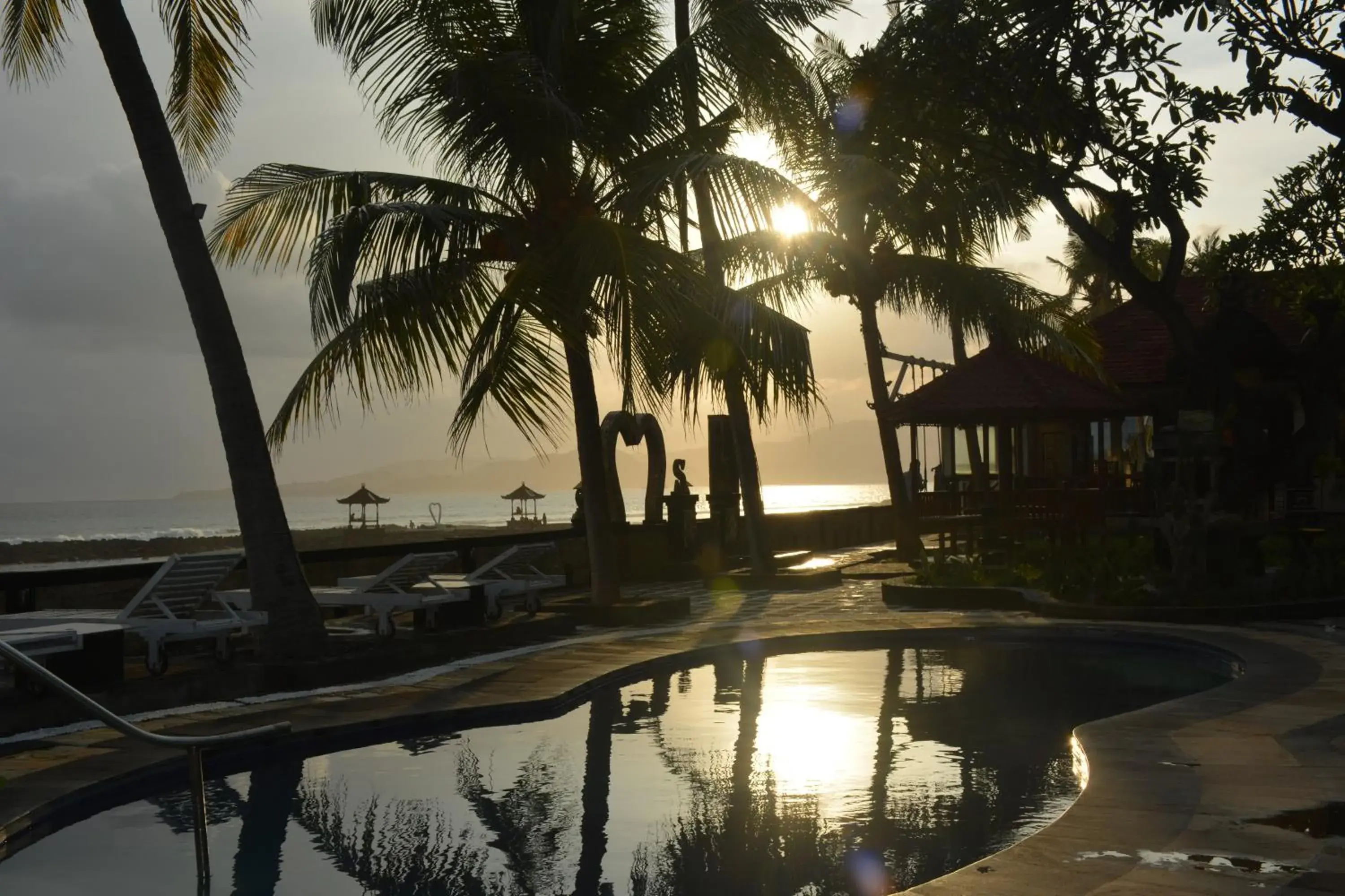 Standard Double Room in Segara Wangi Beach Cottages Standard Double Room in Segara Wangi Beach Cottages