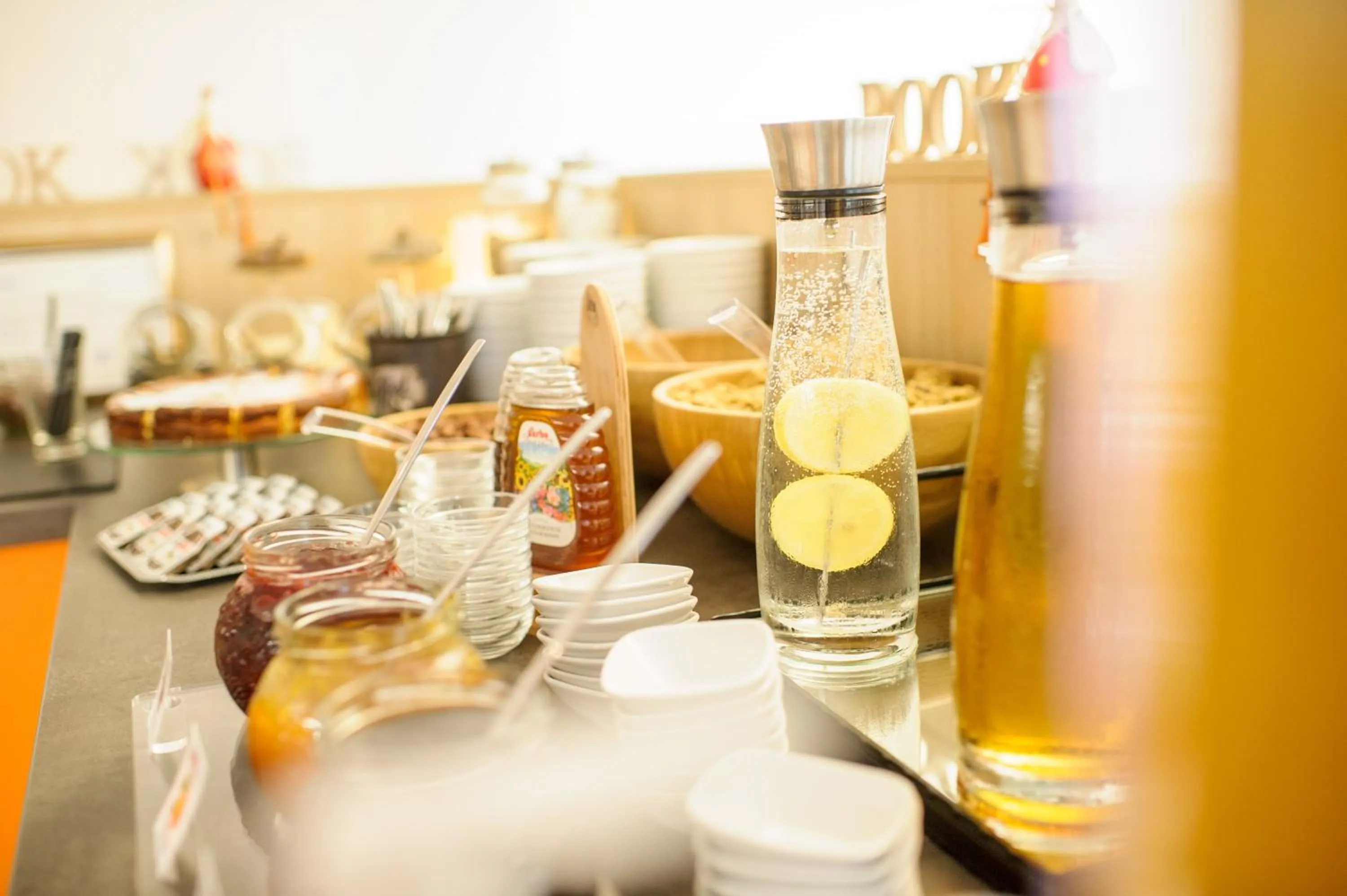 Breakfast in Book Hotel Leipzig