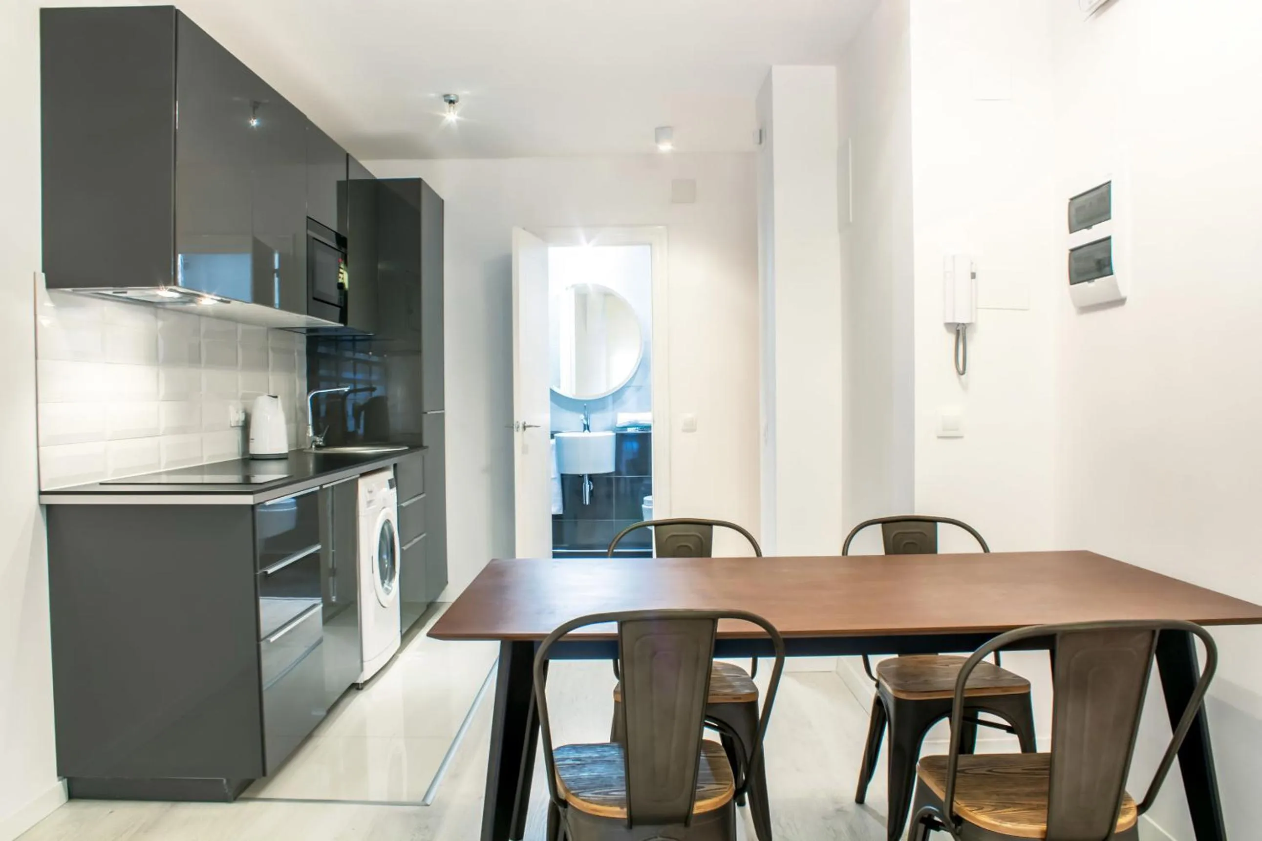 Bathroom in Santa Cruz Apartments