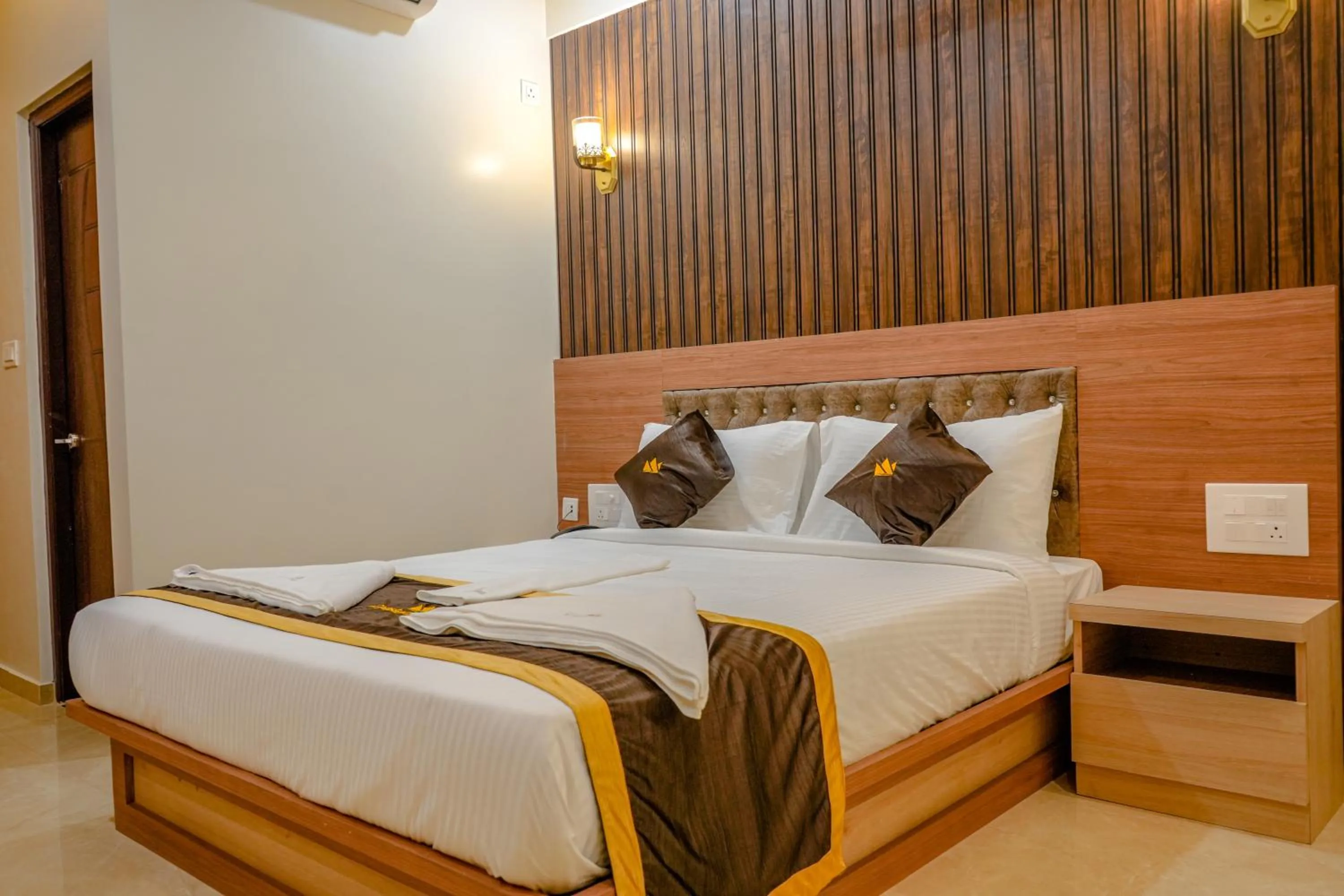 Bed in Hotel Coastal Palace