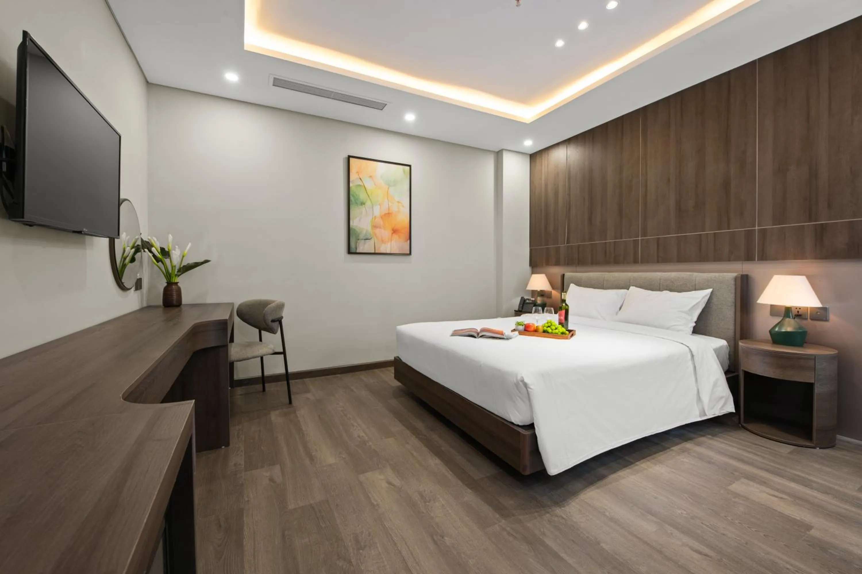 Bedroom, Bed in Nature Hotel - Lac Long Quan