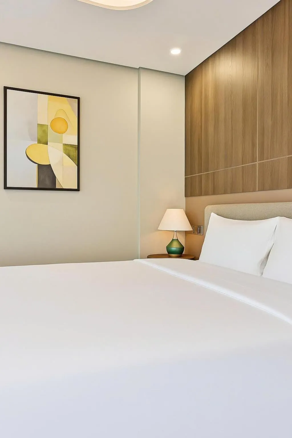 Bed in Nature Hotel - Lac Long Quan