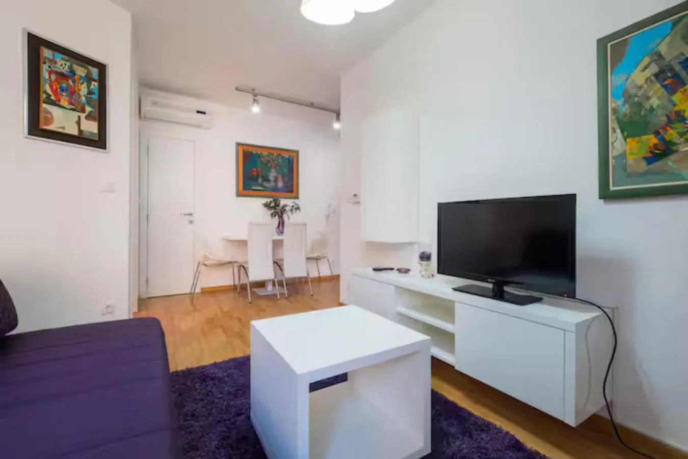 Sekula's City Center Apartment