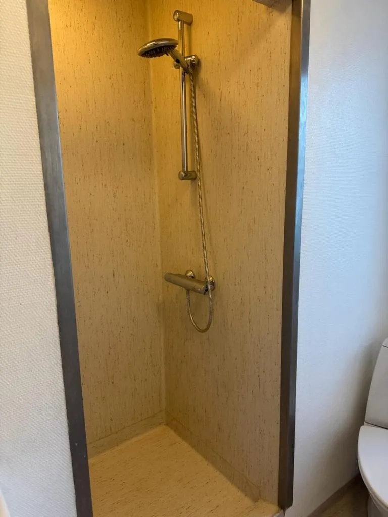 Shower in SleepIn Odense