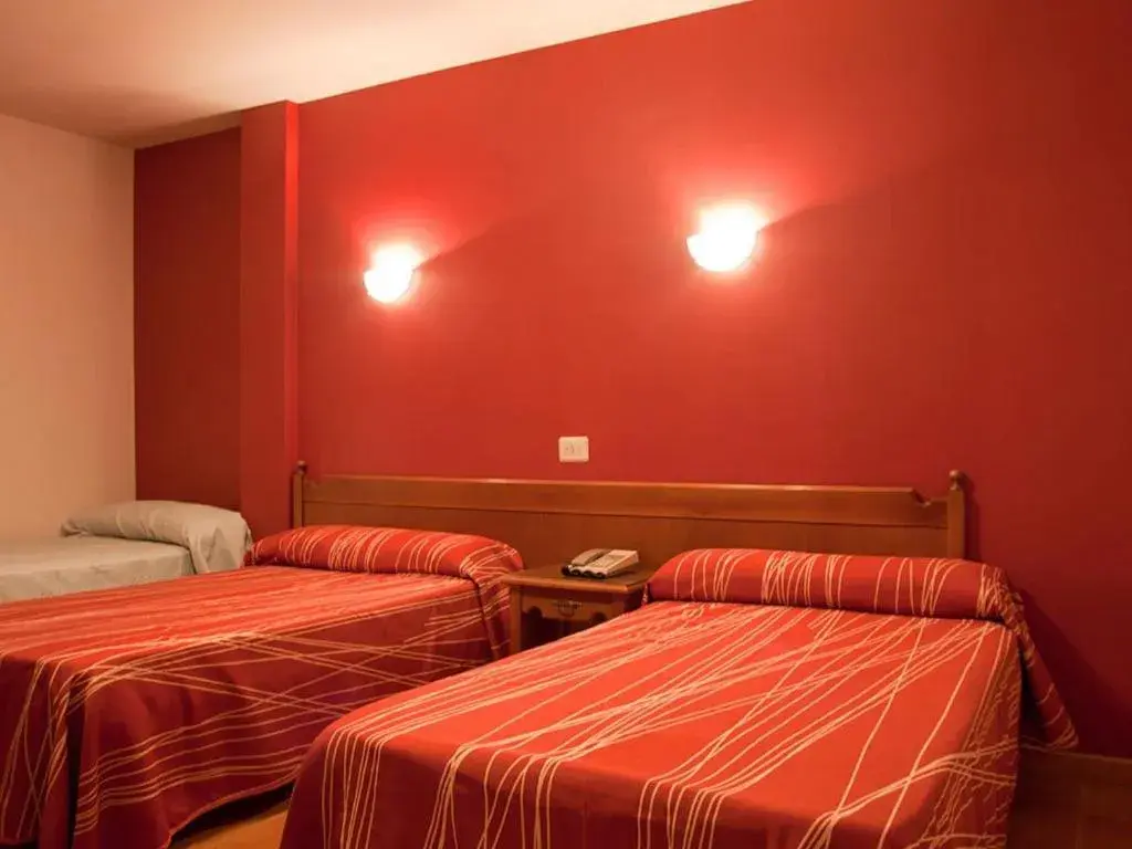 Triple Room in Hostal Las Vegas Triple Room in Hostal Las Vegas