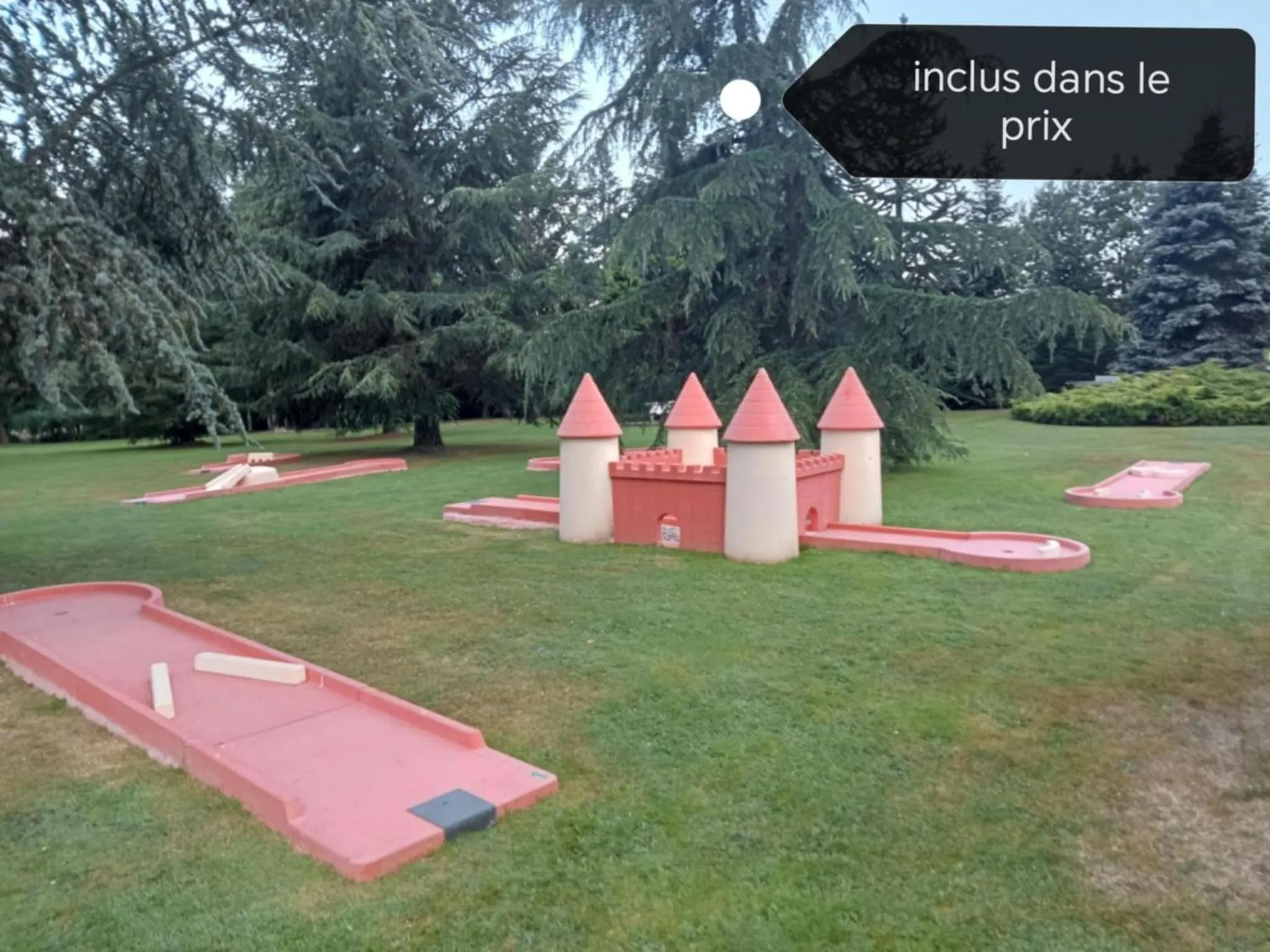 Garden in A l'Orée du Parc