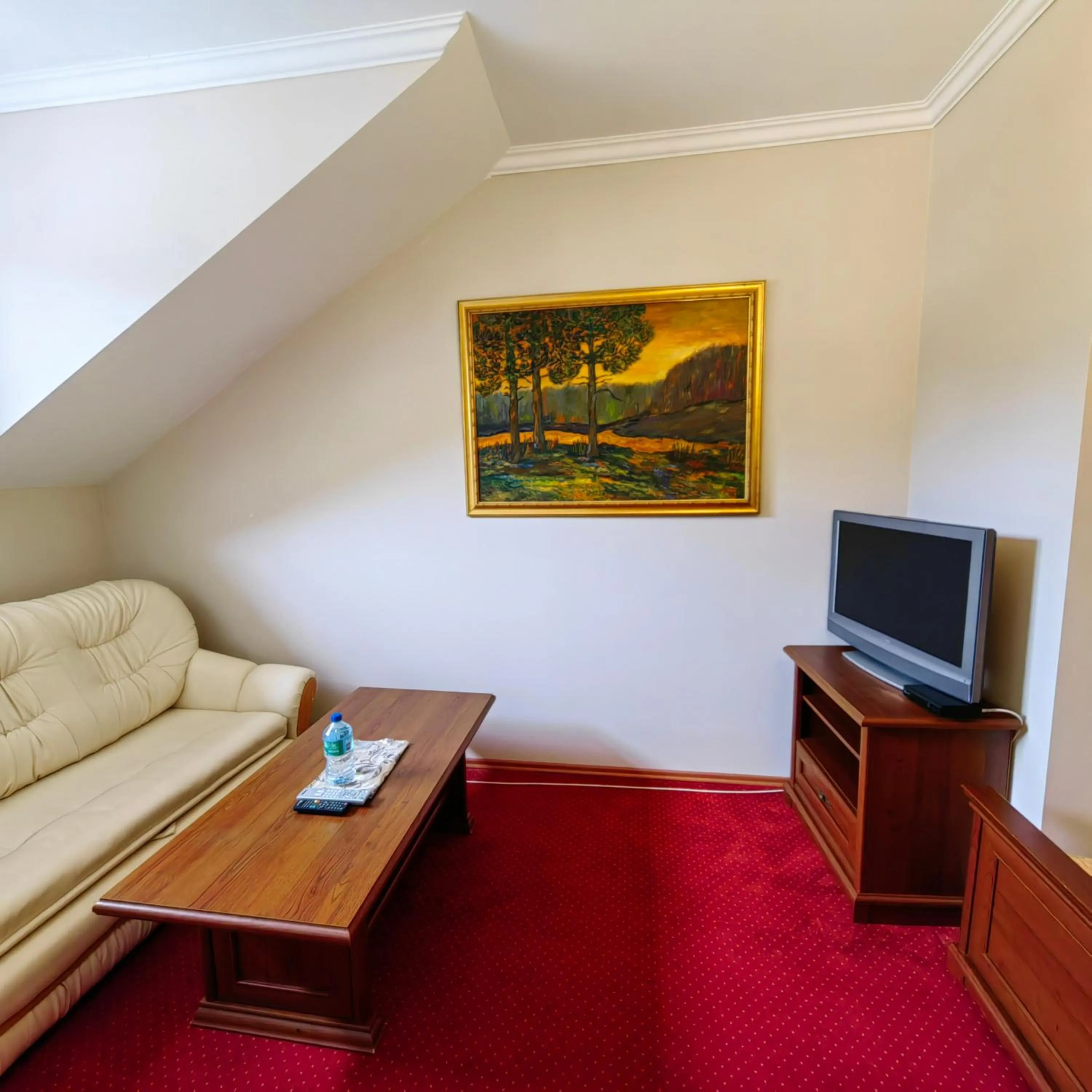 TV/Entertainment Center in Dworek Wola Ociecka