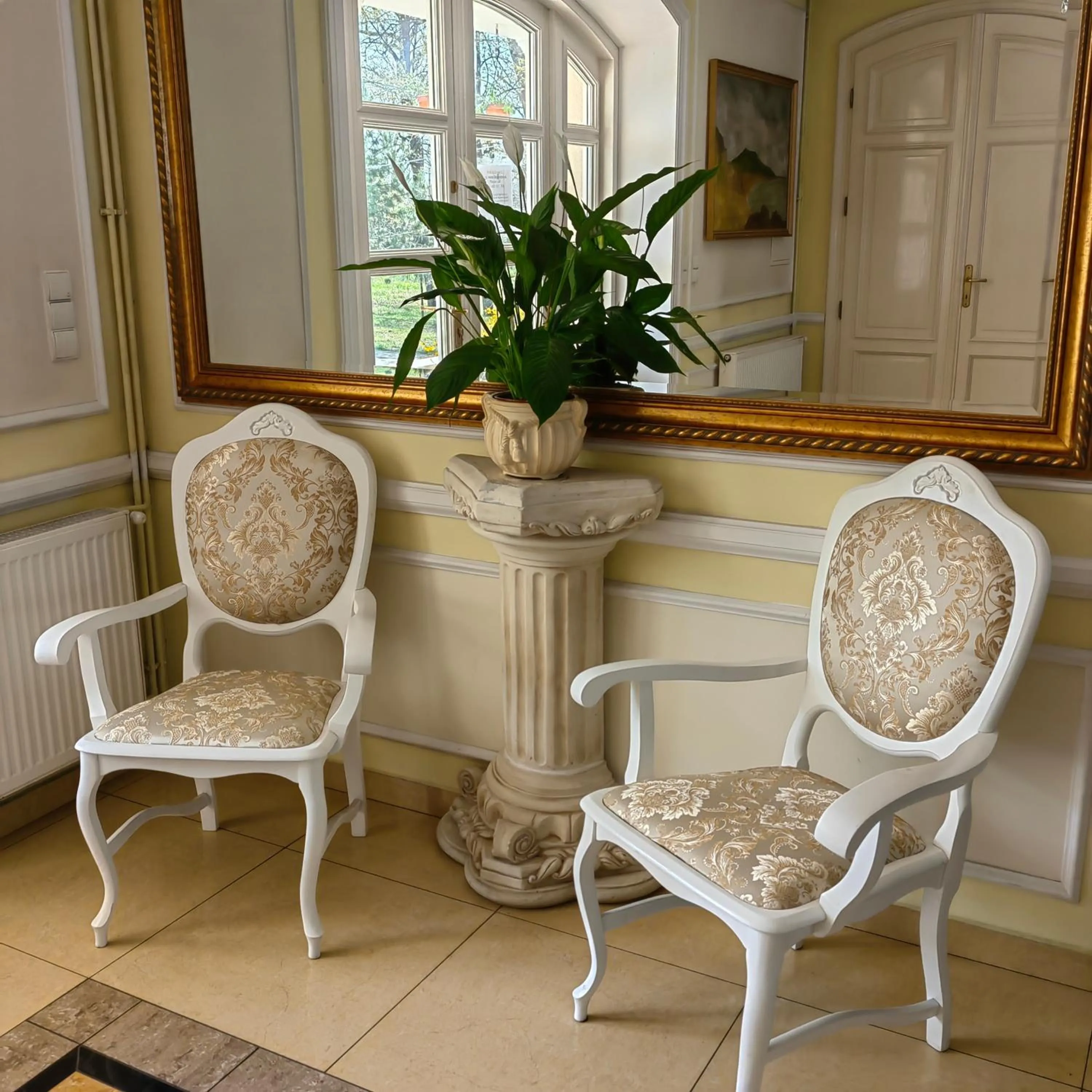 Seating Area in Dworek Wola Ociecka