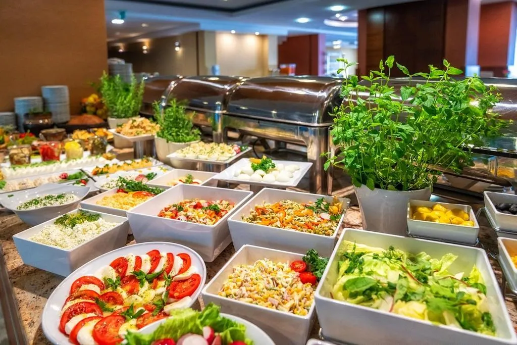 Food and drinks in Hotel Stok