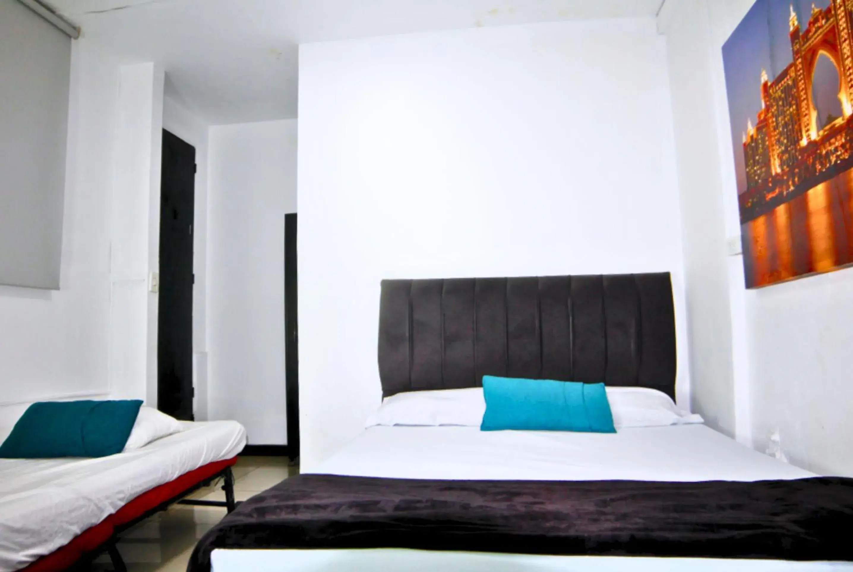 Standard Twin Room - single occupancy in Hotel Bogota Home Standard Twin Room - single occupancy in Hotel Bogota Home