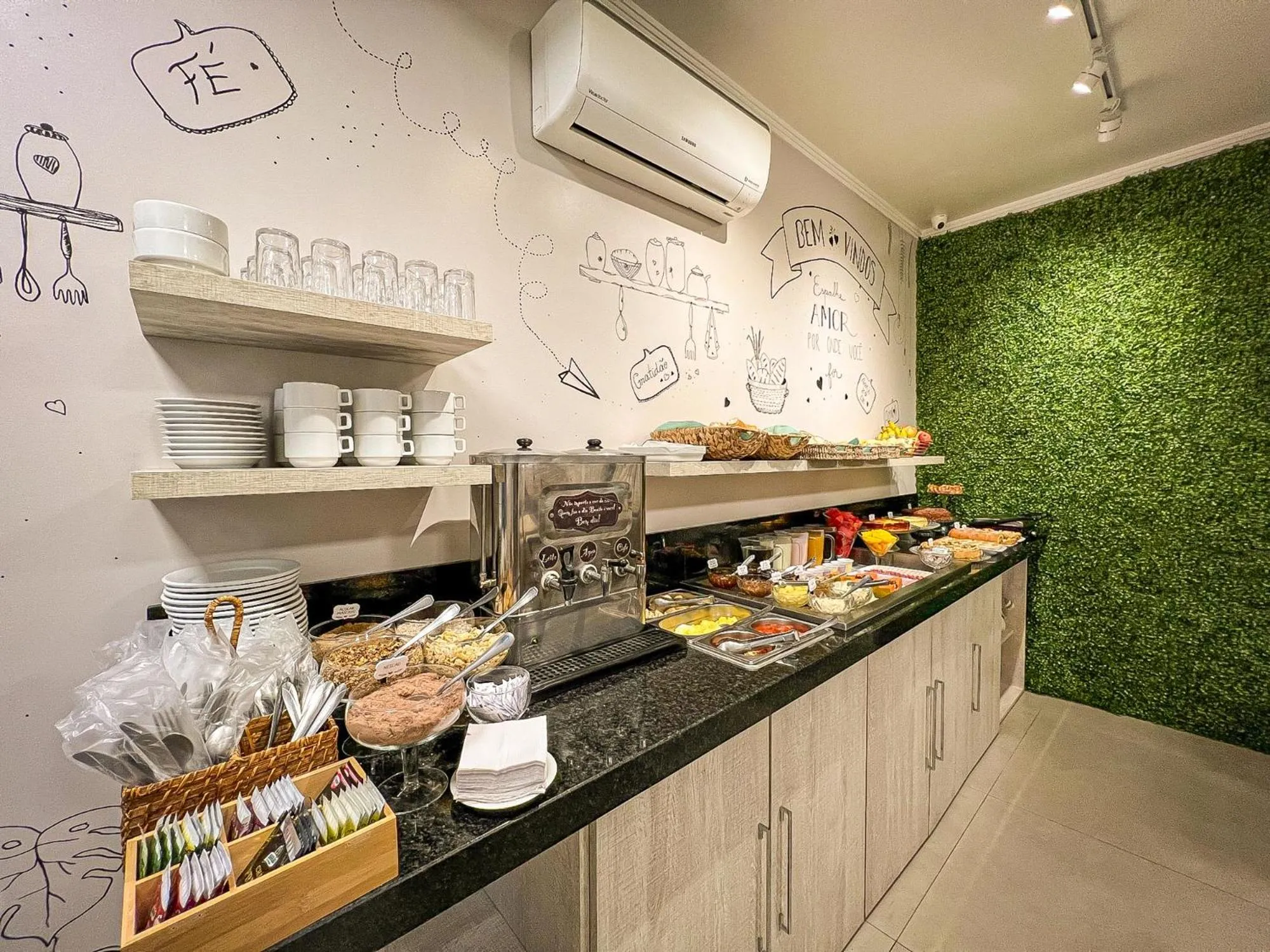 Breakfast in Pousada Viena