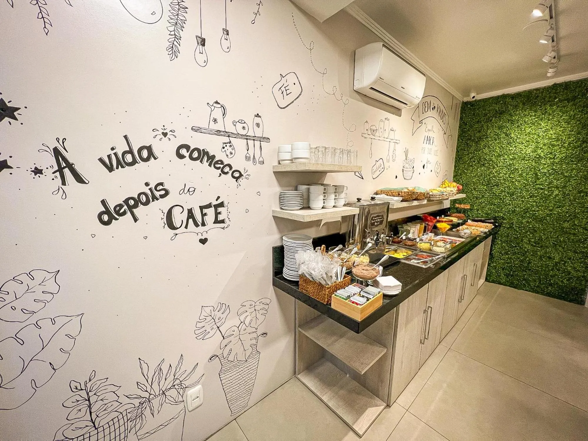 Breakfast in Pousada Viena