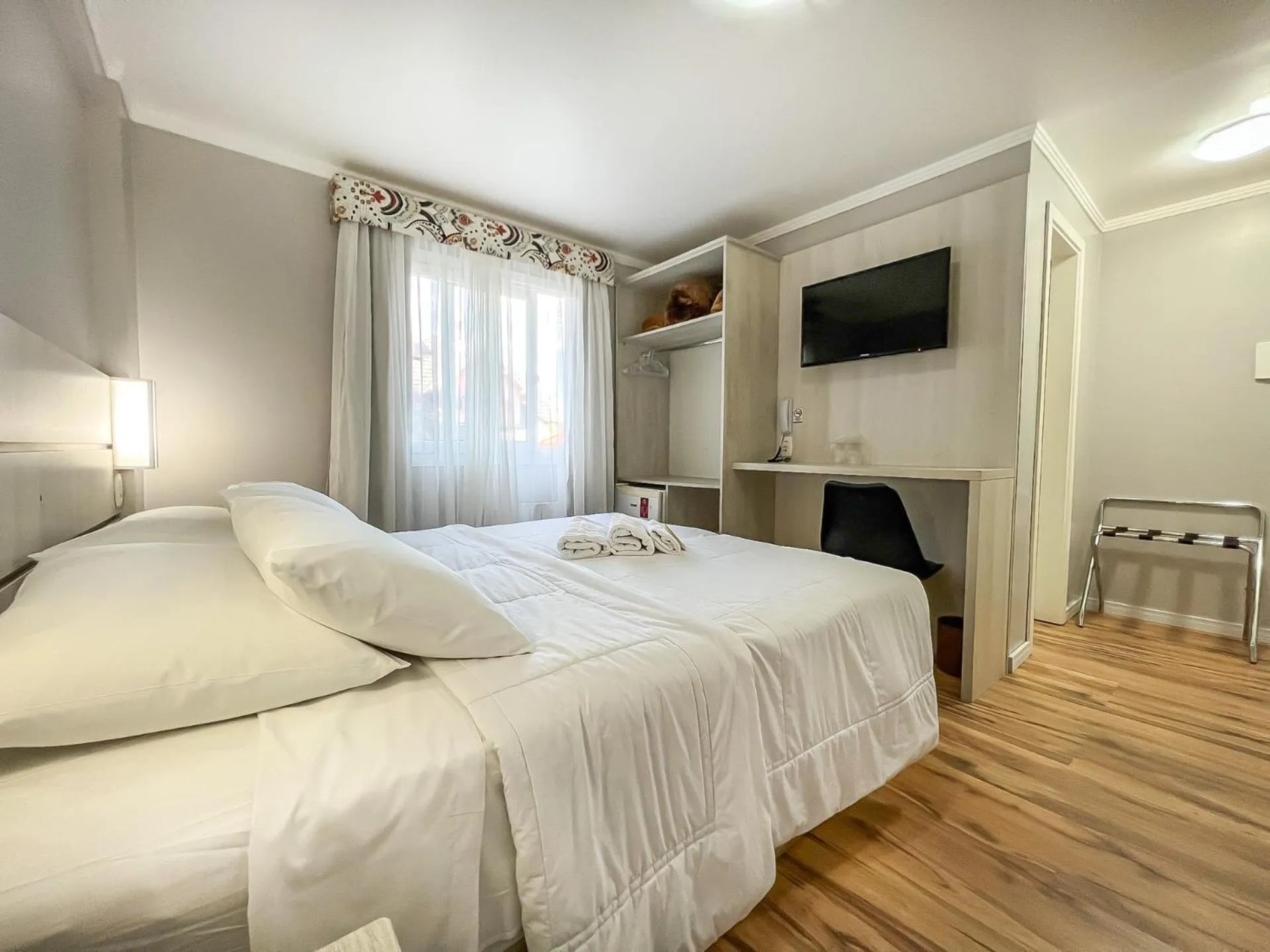 Bedroom, Bed in Pousada Viena