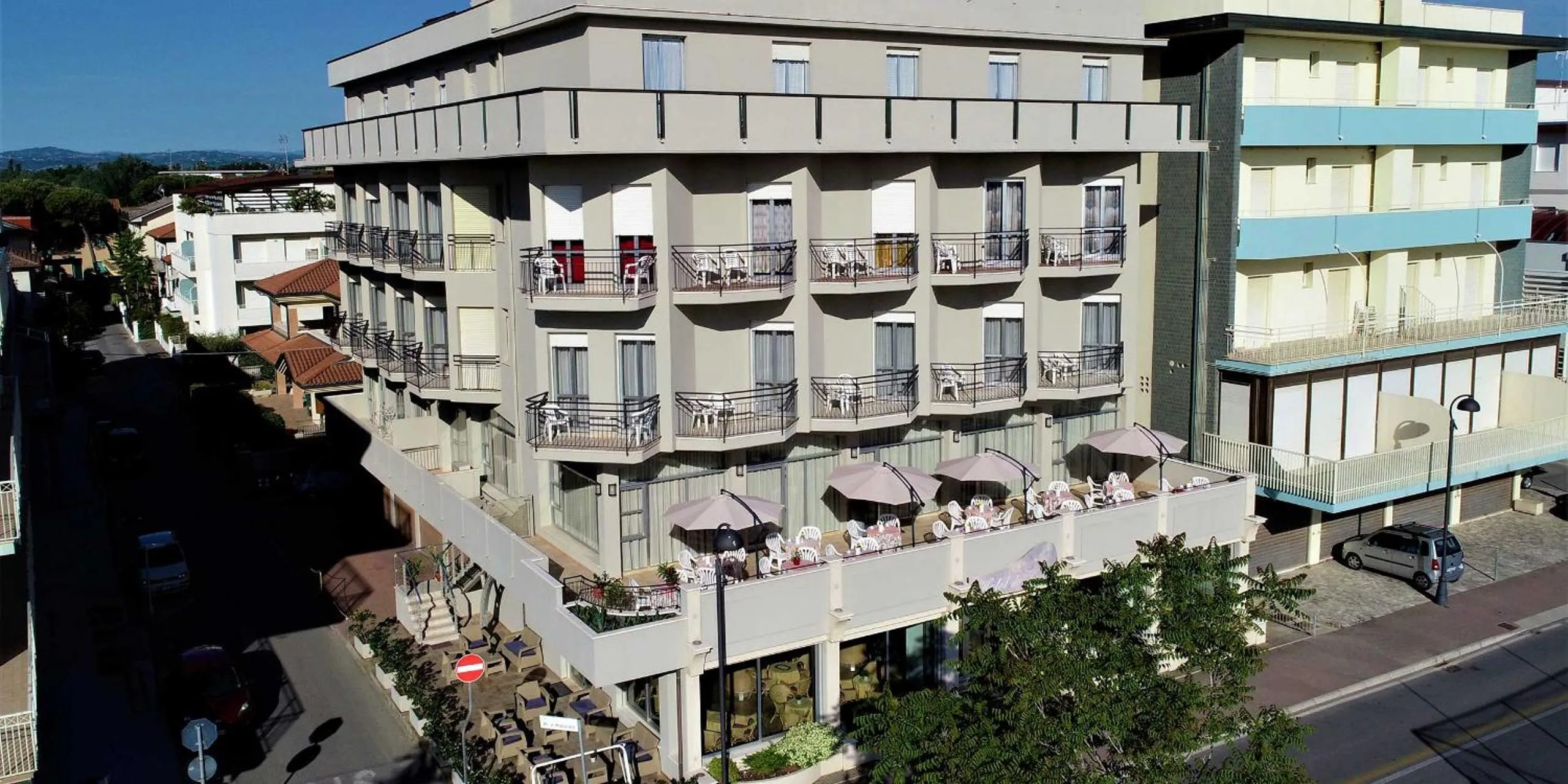 Property building in Hotel Dei Cesari