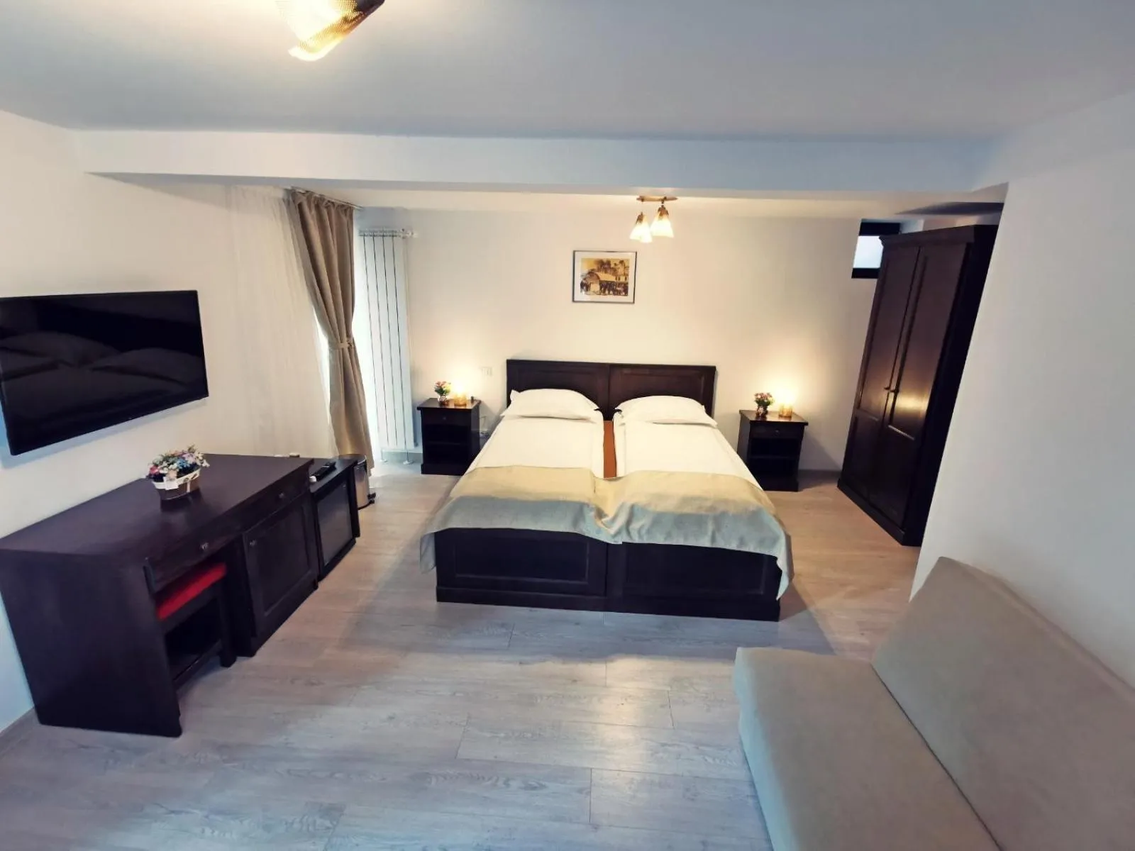 Bed in Complex Parc Pini Moinesti