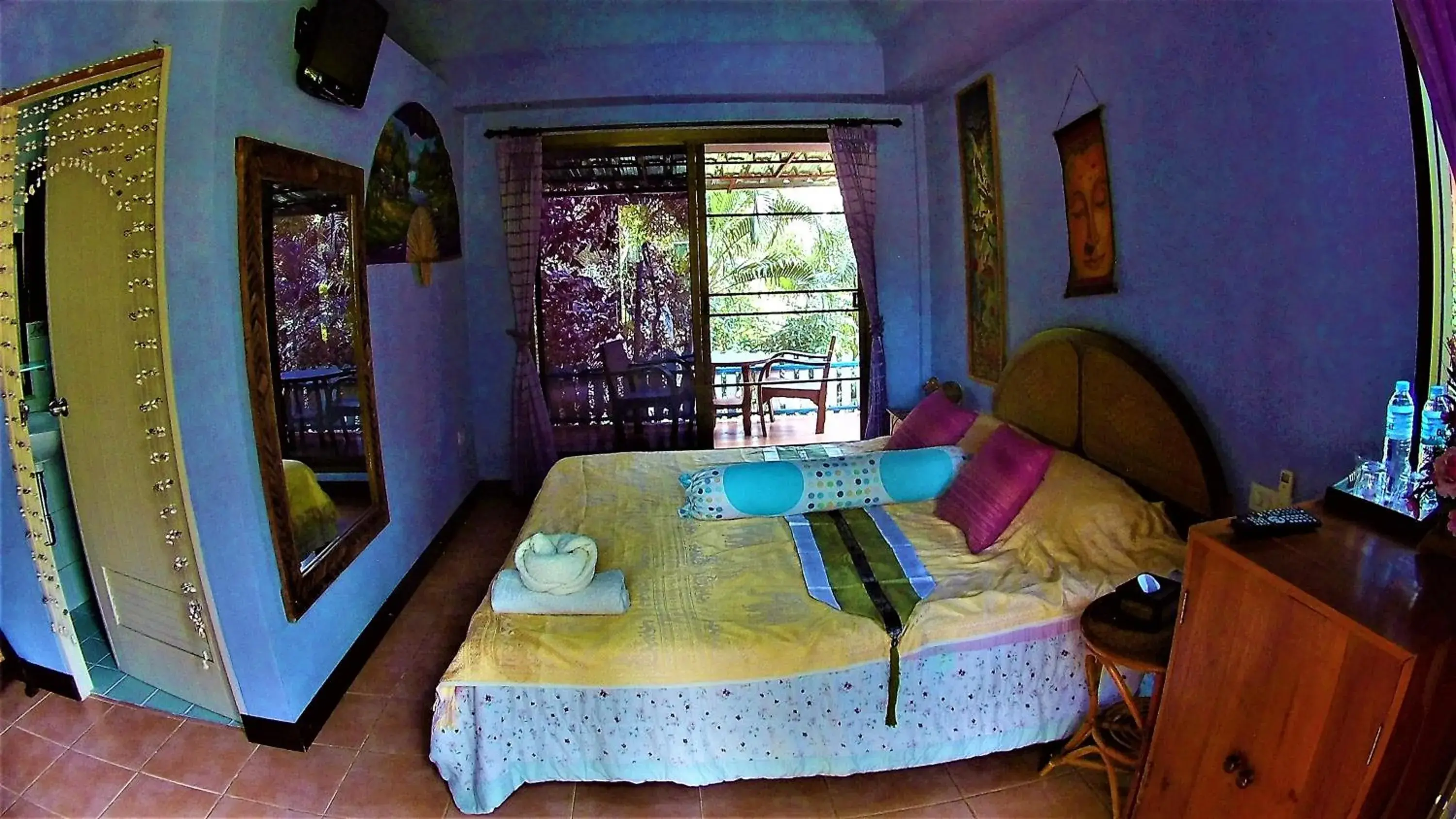 Bed in Riverside Bed in Riverside