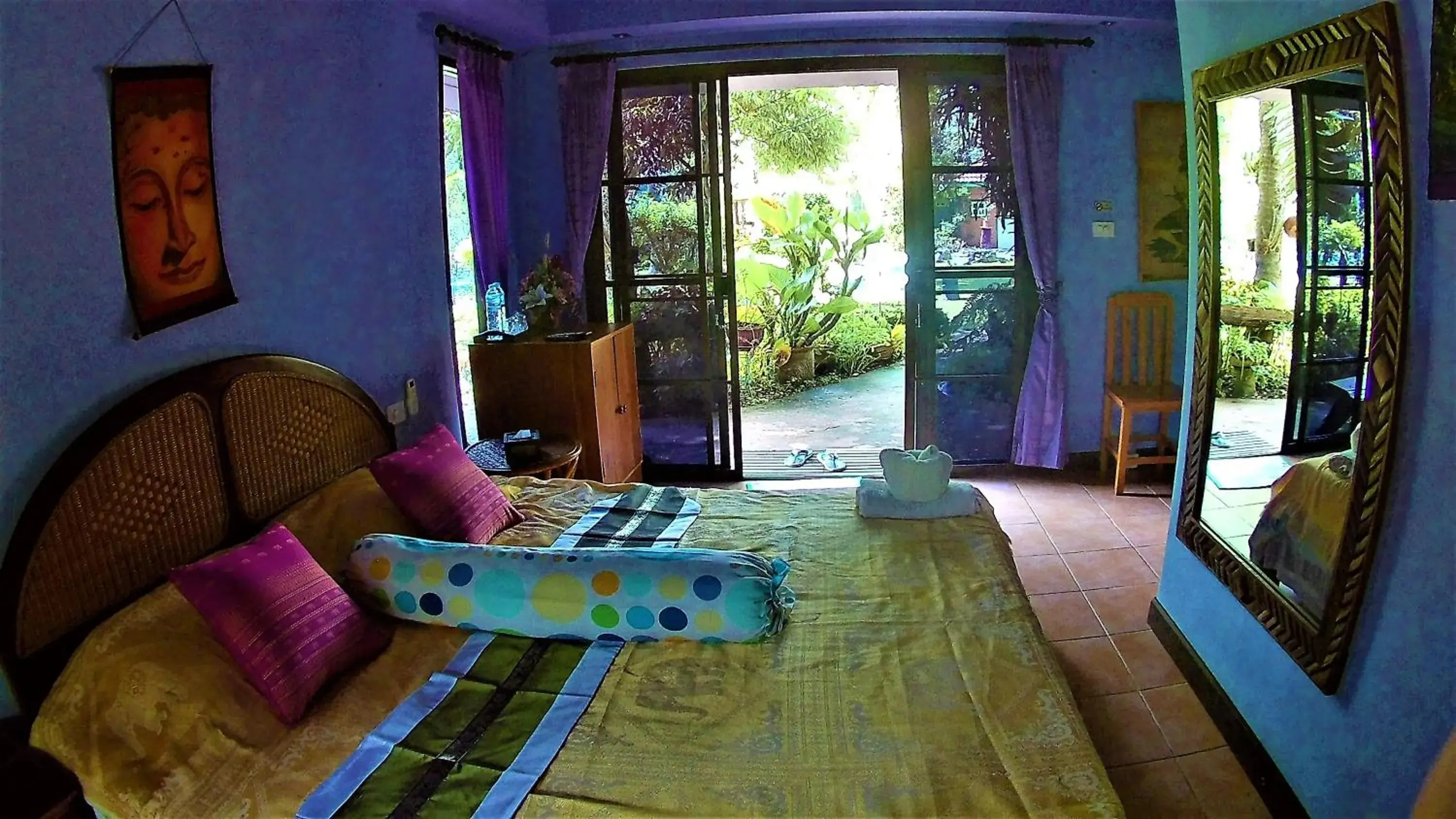 Bed in Riverside Bed in Riverside